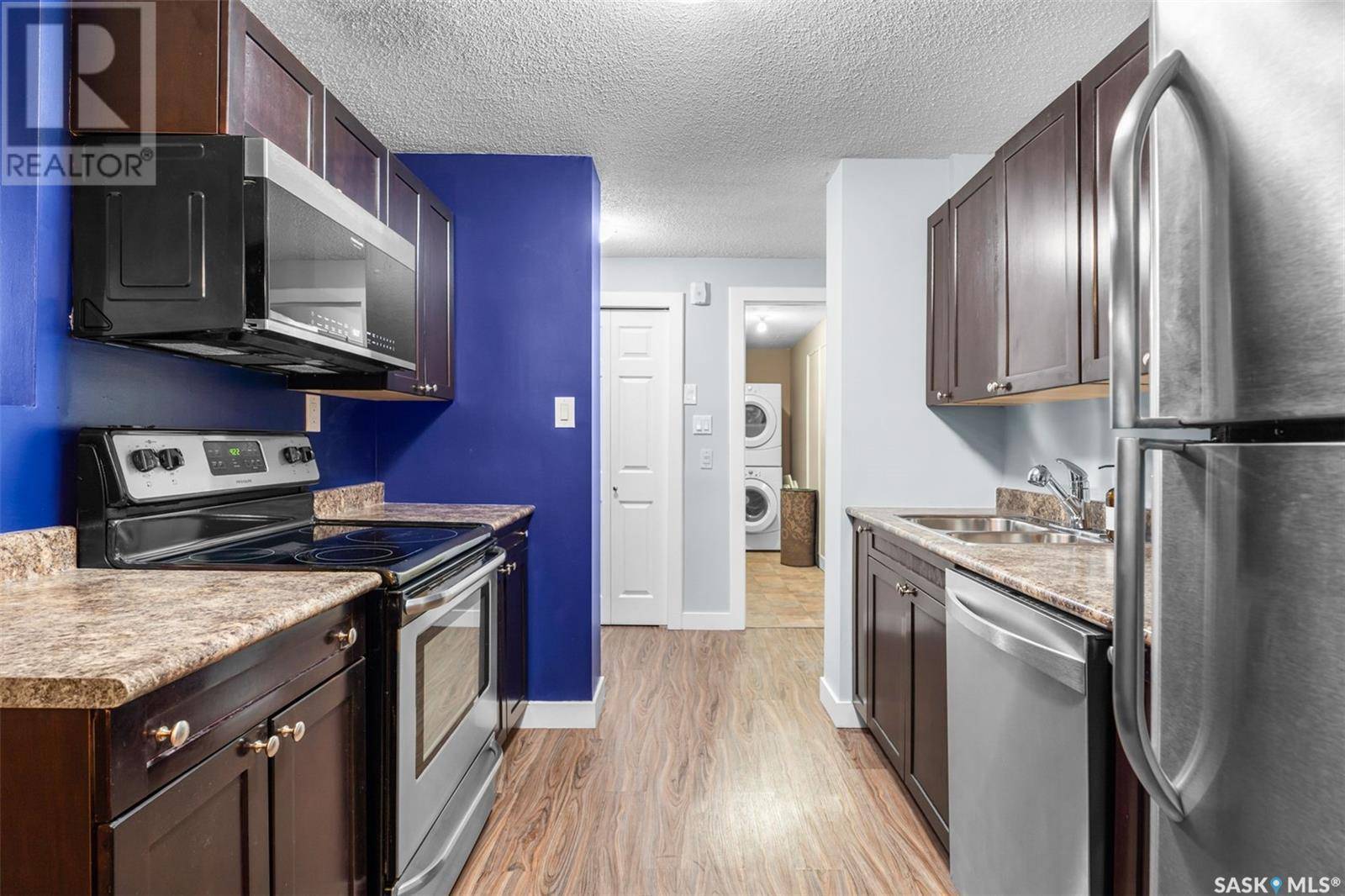 Saskatoon, SK S7H1A7,27 2707 7th STREET E