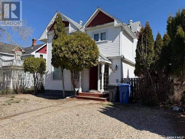 Melville, SK S0A2P0,242 5th AVENUE W