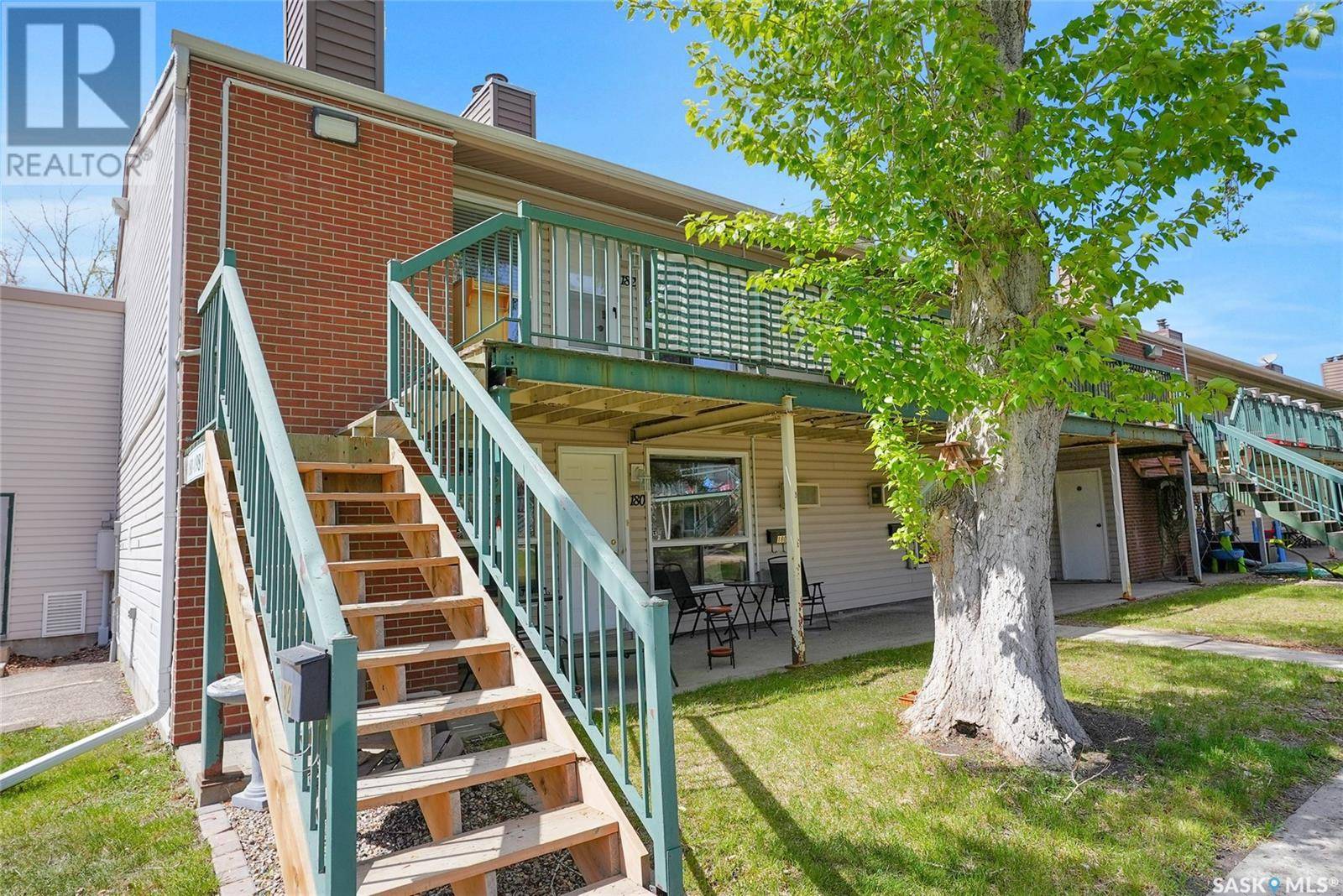 Regina, SK S4T7S4,182 Gore PLACE
