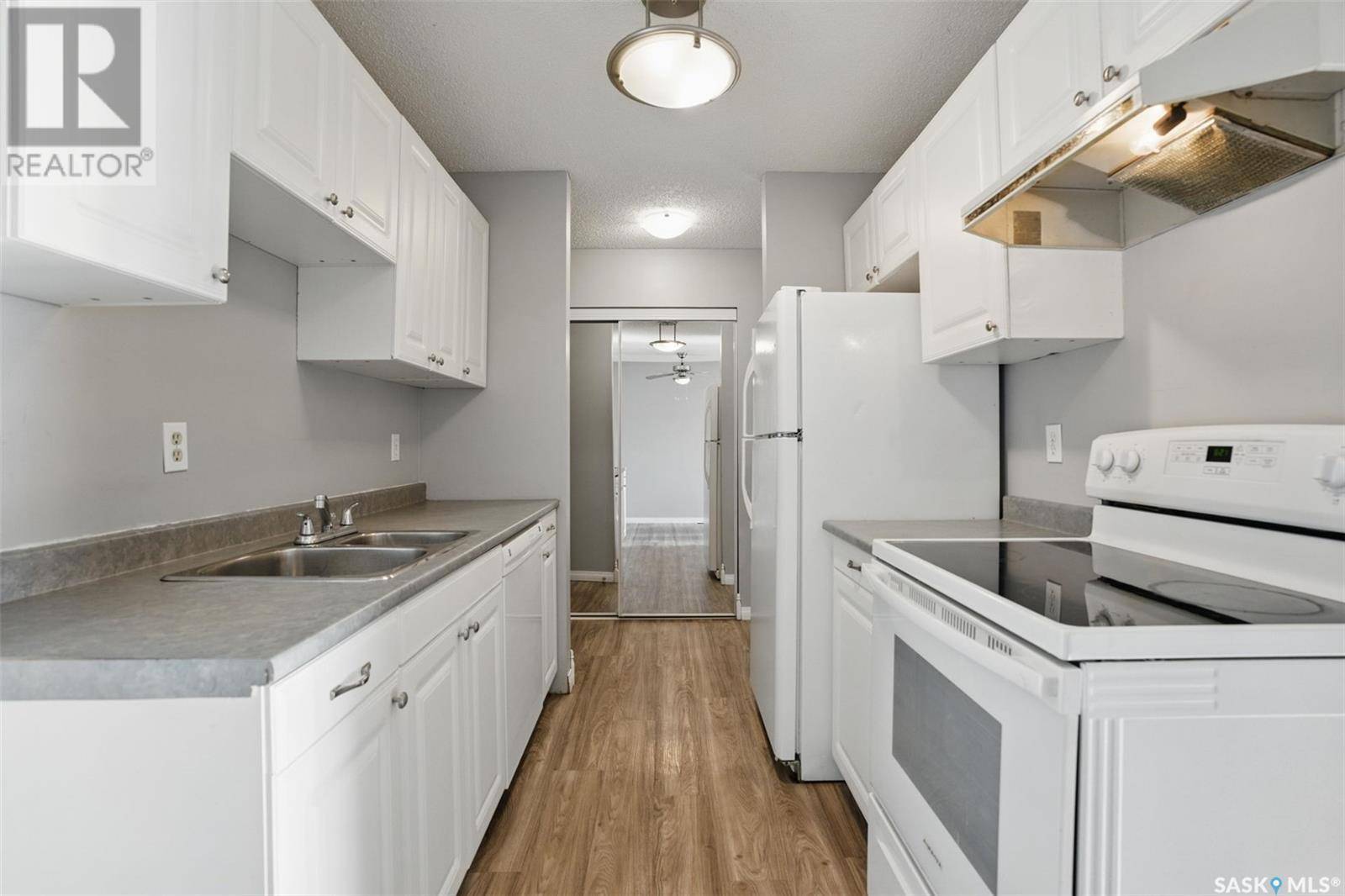 Saskatoon, SK S7H5L5,205 211 TAIT PLACE