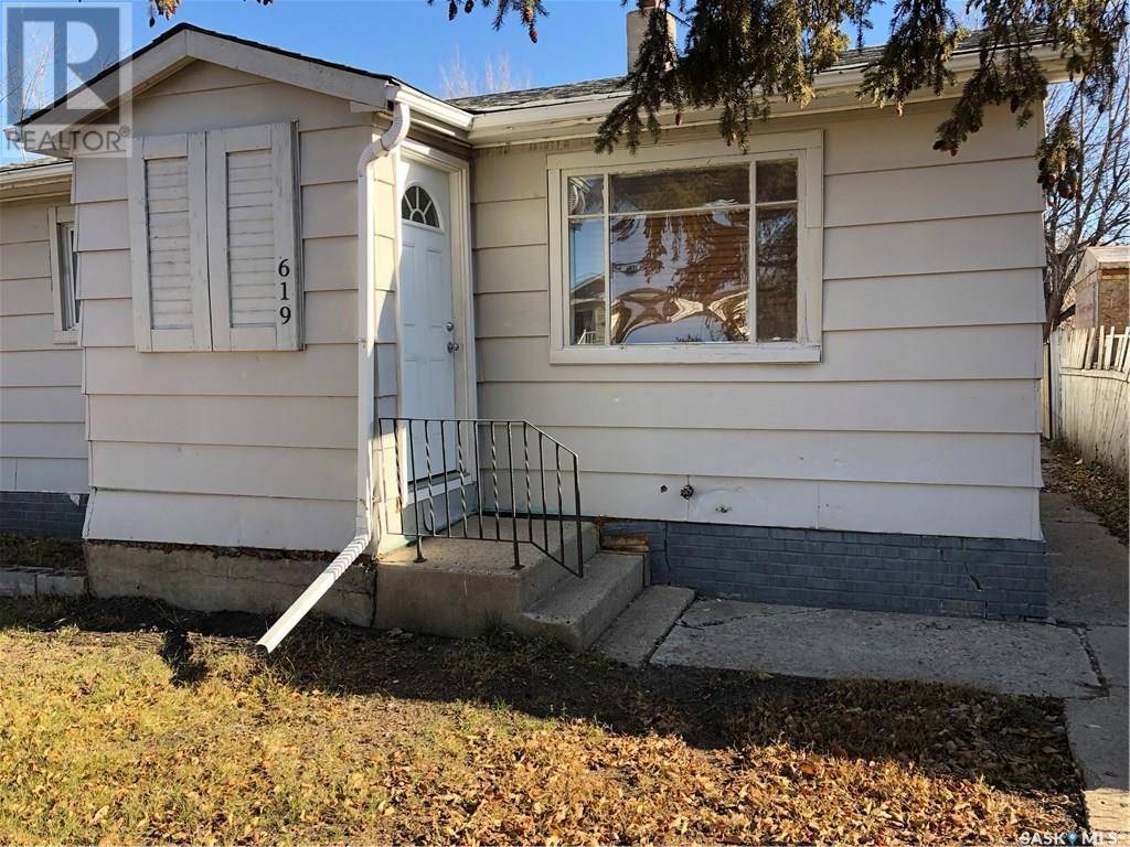 Regina, SK S4T3B2,619 Athol STREET
