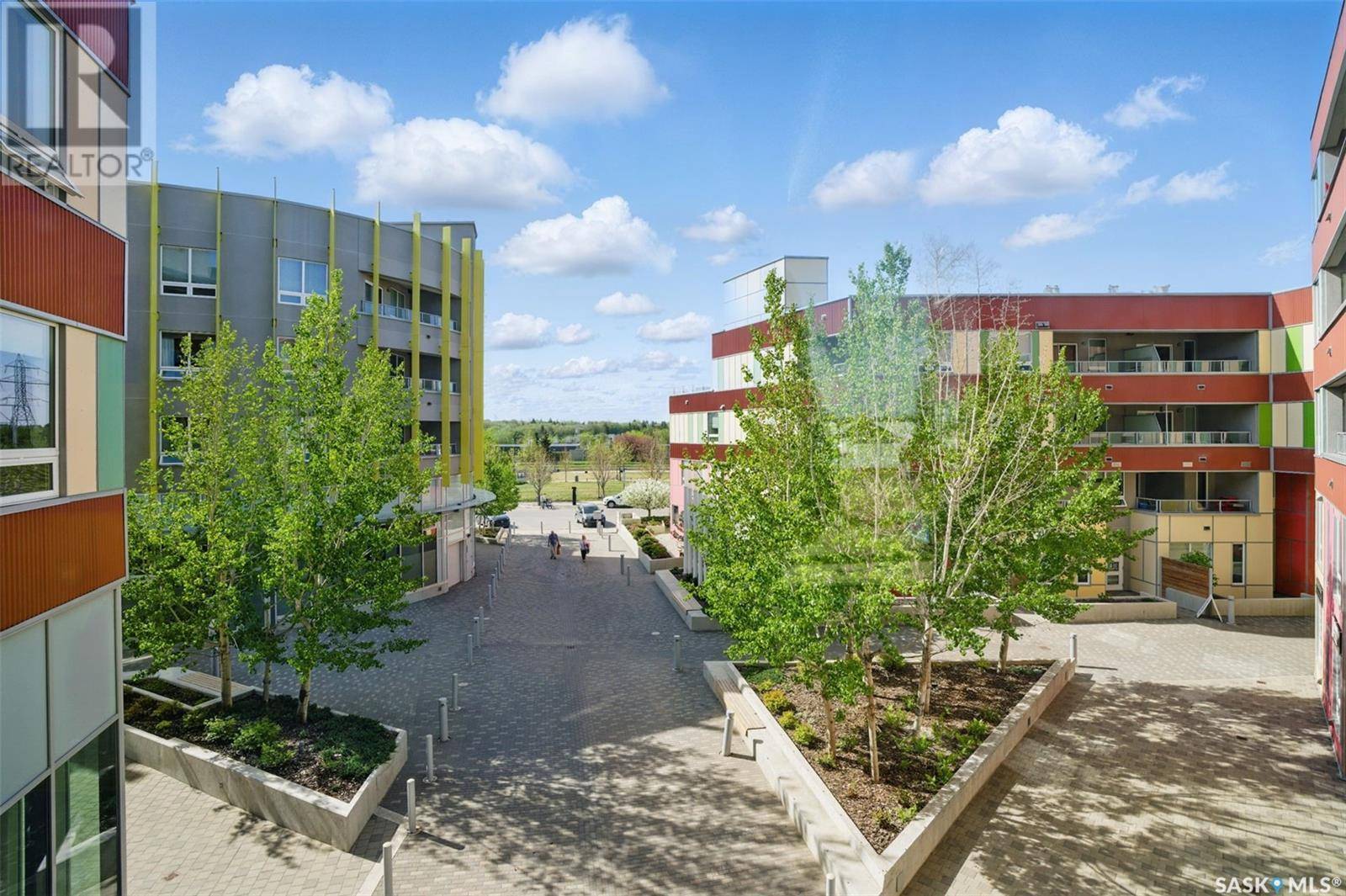 Saskatoon, SK S7M5M9,221 404 C AVENUE S