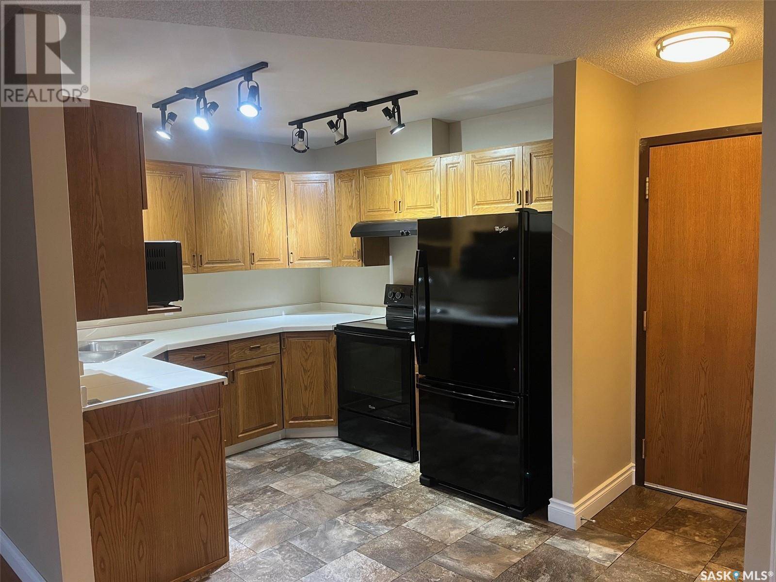 Estevan, SK S4A2P7,304 408 Heritage DRIVE