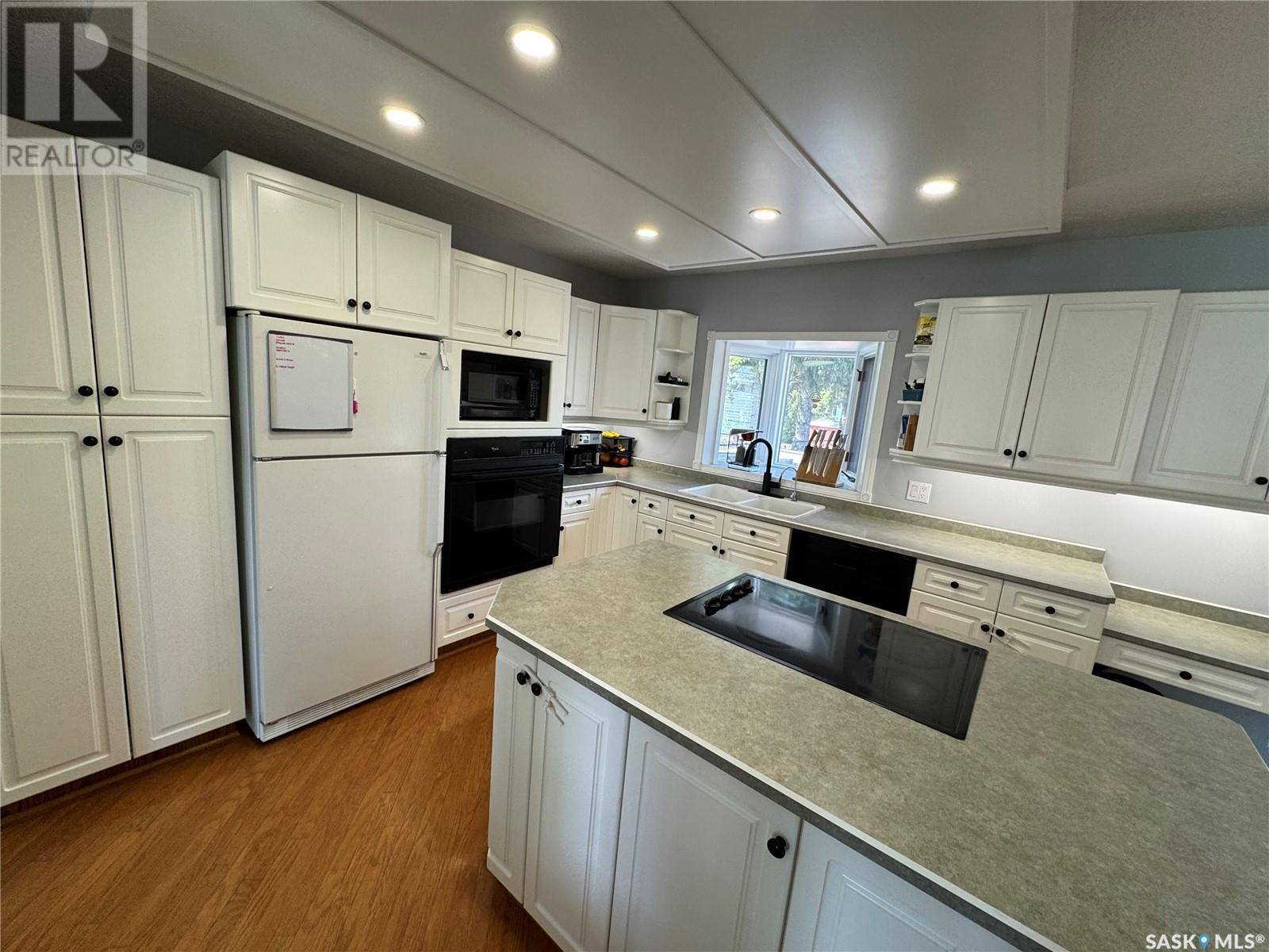Humboldt, SK S0K2A0,1109 10th STREET