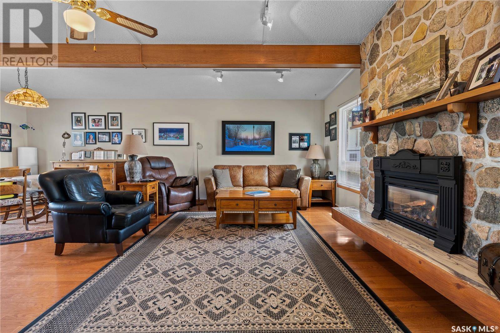 Regina Beach, SK S0G4C0,107 Barber PLACE