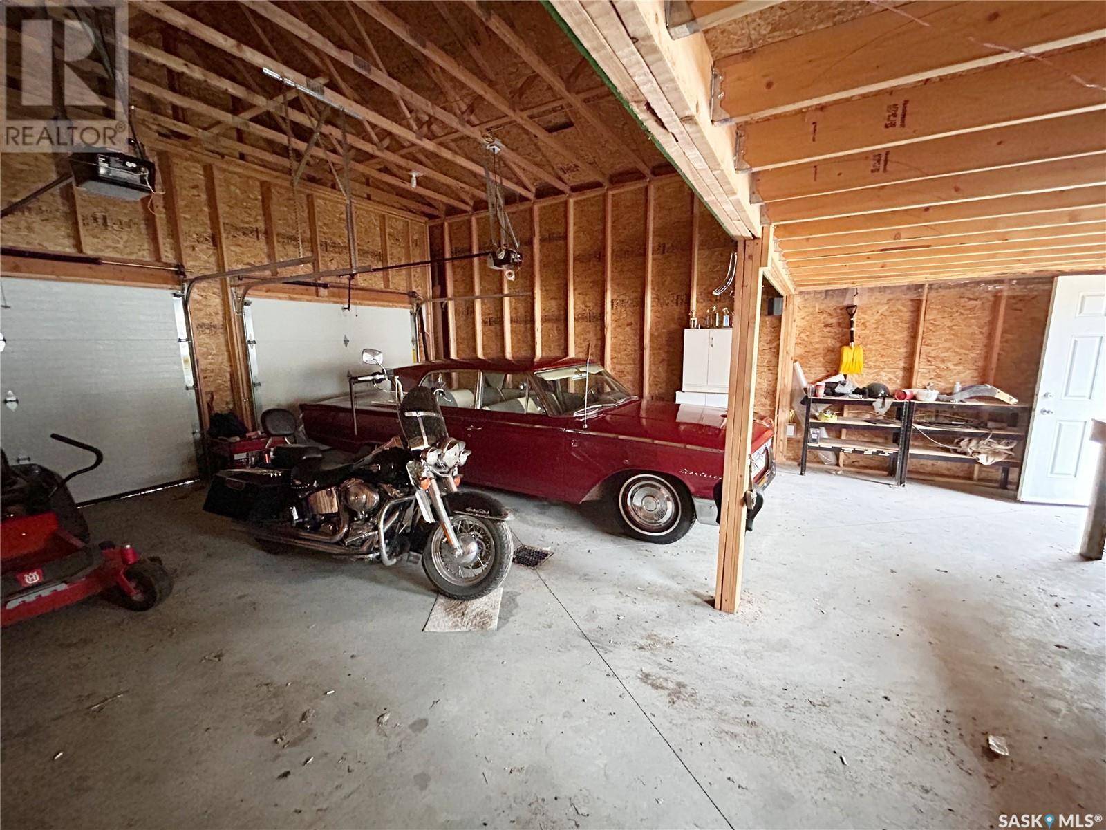 Moosomin, SK S0G3N0,606 Broadway AVENUE