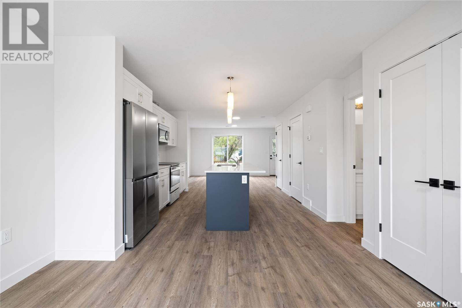 Lumsden, SK S0G3C0,75 3rd AVENUE