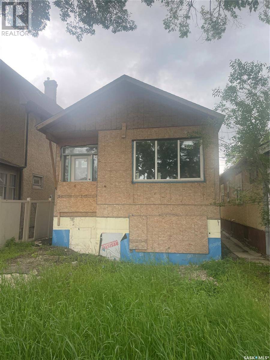 Regina, SK S4T0Y7,3231 Dewdney AVENUE