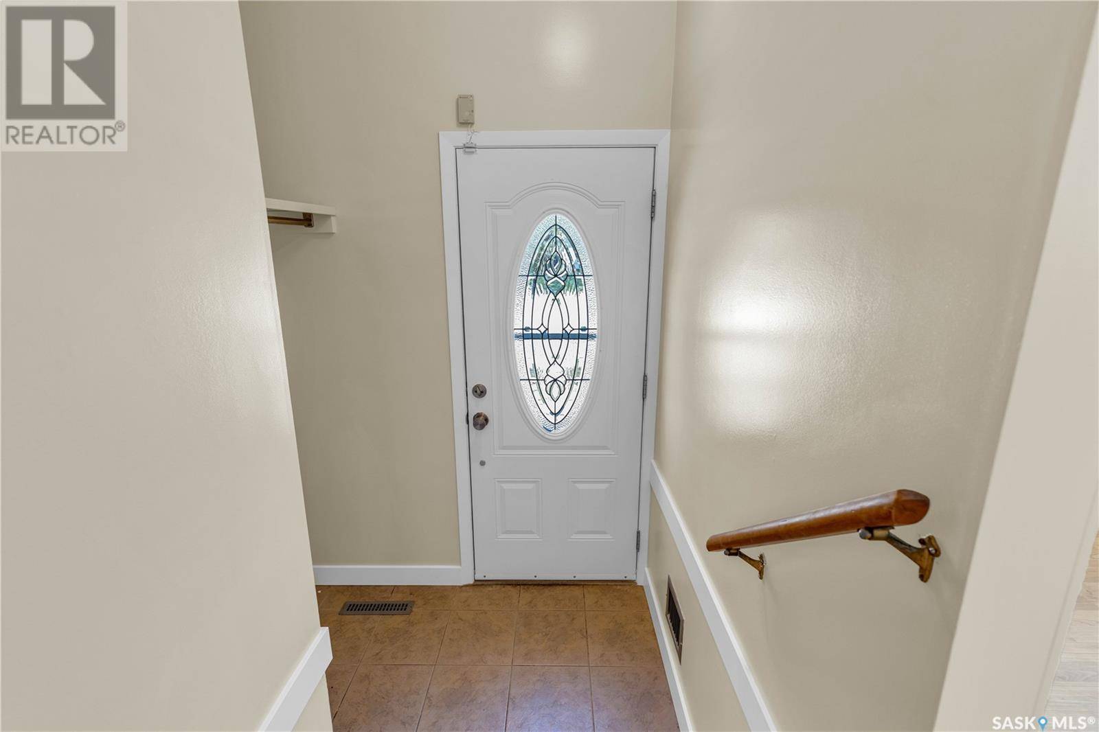 Saskatoon, SK S7H3X8,2 Britnell CRESCENT