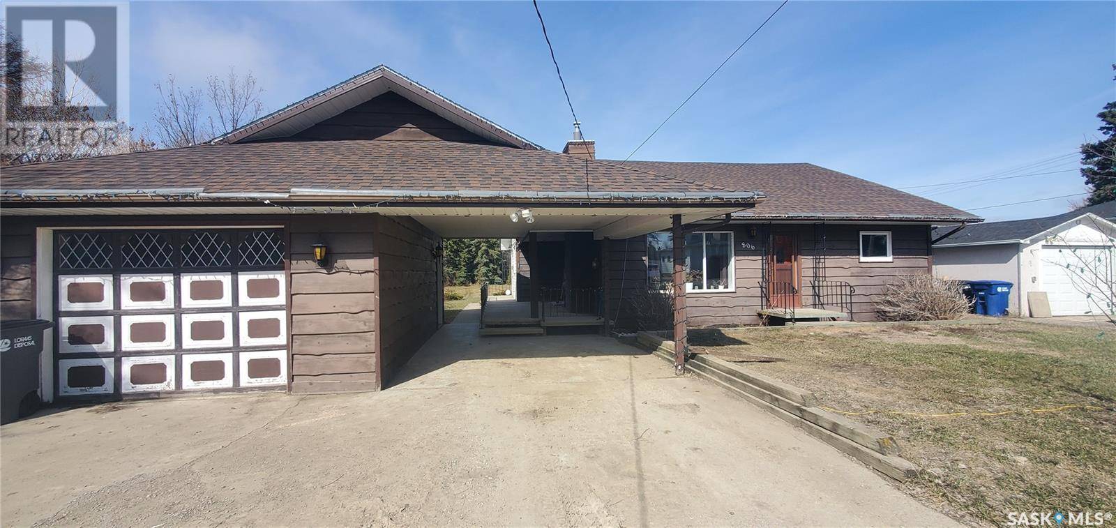 Grenfell, SK S0G2B0,806 Garnet STREET