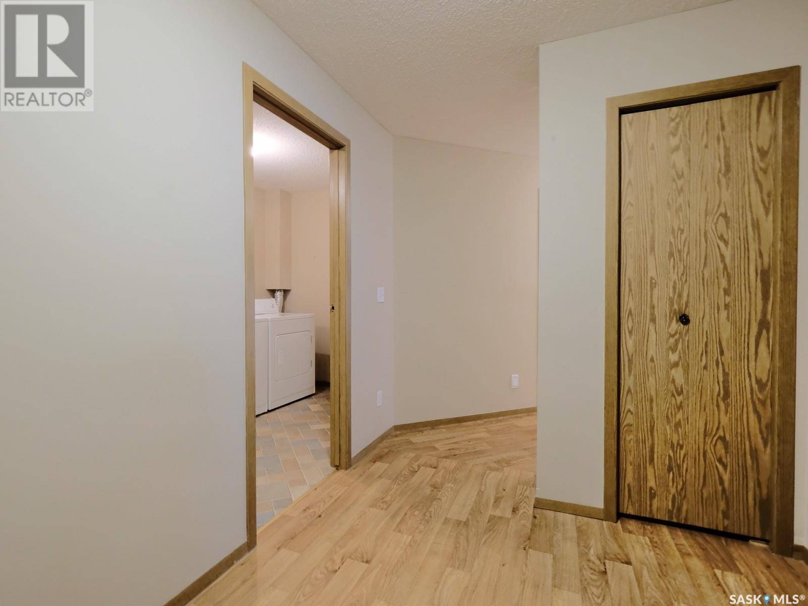 Rosetown, SK S0L2V0,101 114 Third AVENUE E