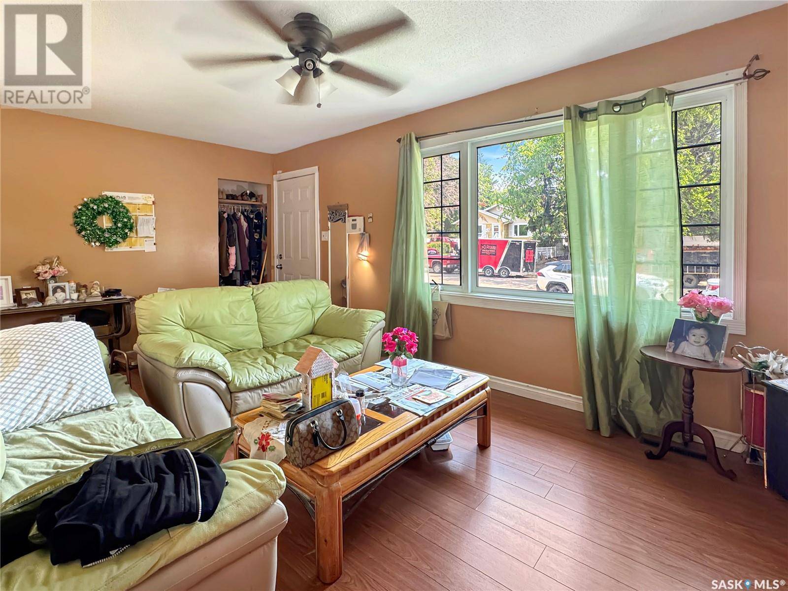North Battleford, SK S9A1T5,1571 105th STREET