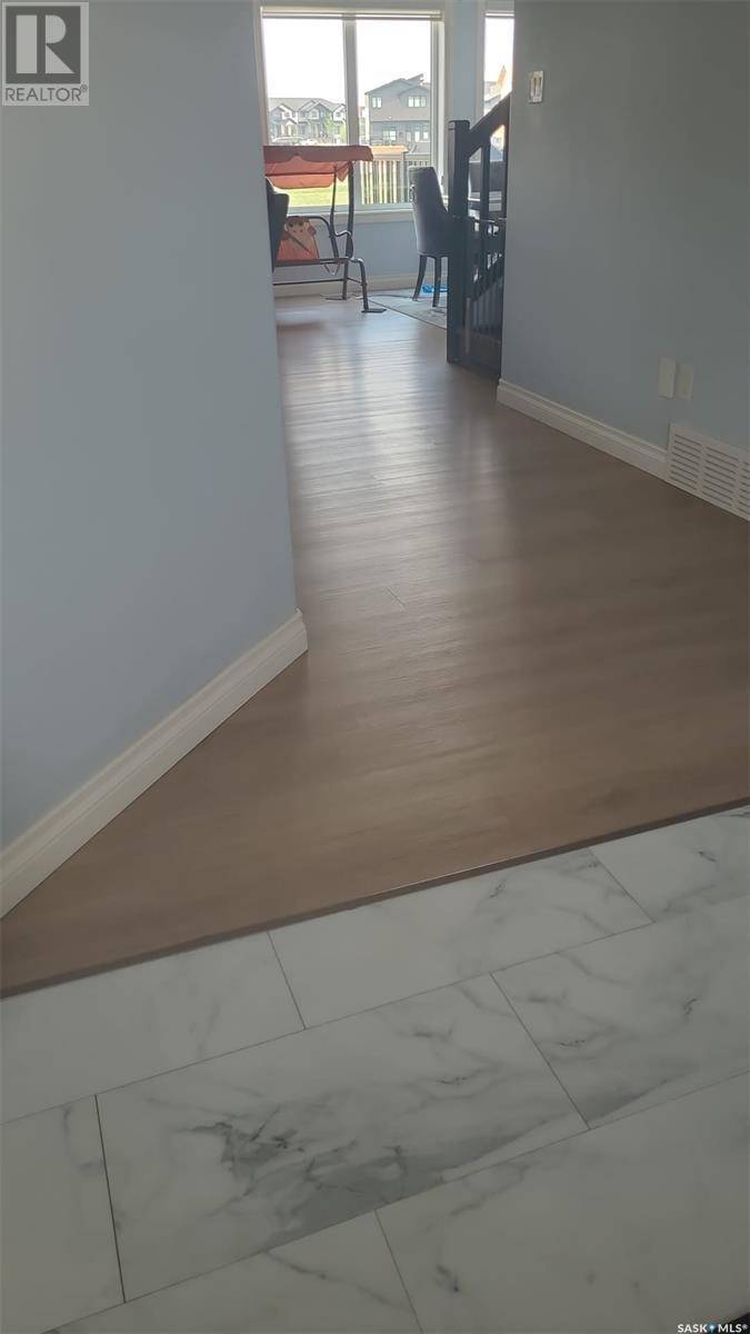 Regina, SK S4V3P1,3728 Gee CRESCENT