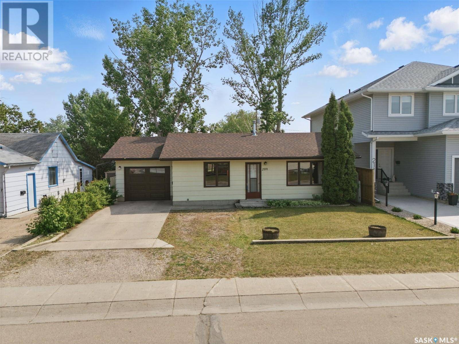 Warman, SK S0K4S0,209 4th STREET W