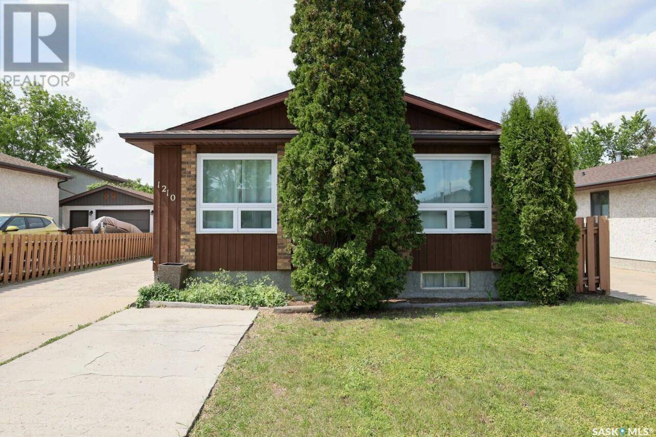 Regina, SK S4N6W7,1210 Graham ROAD