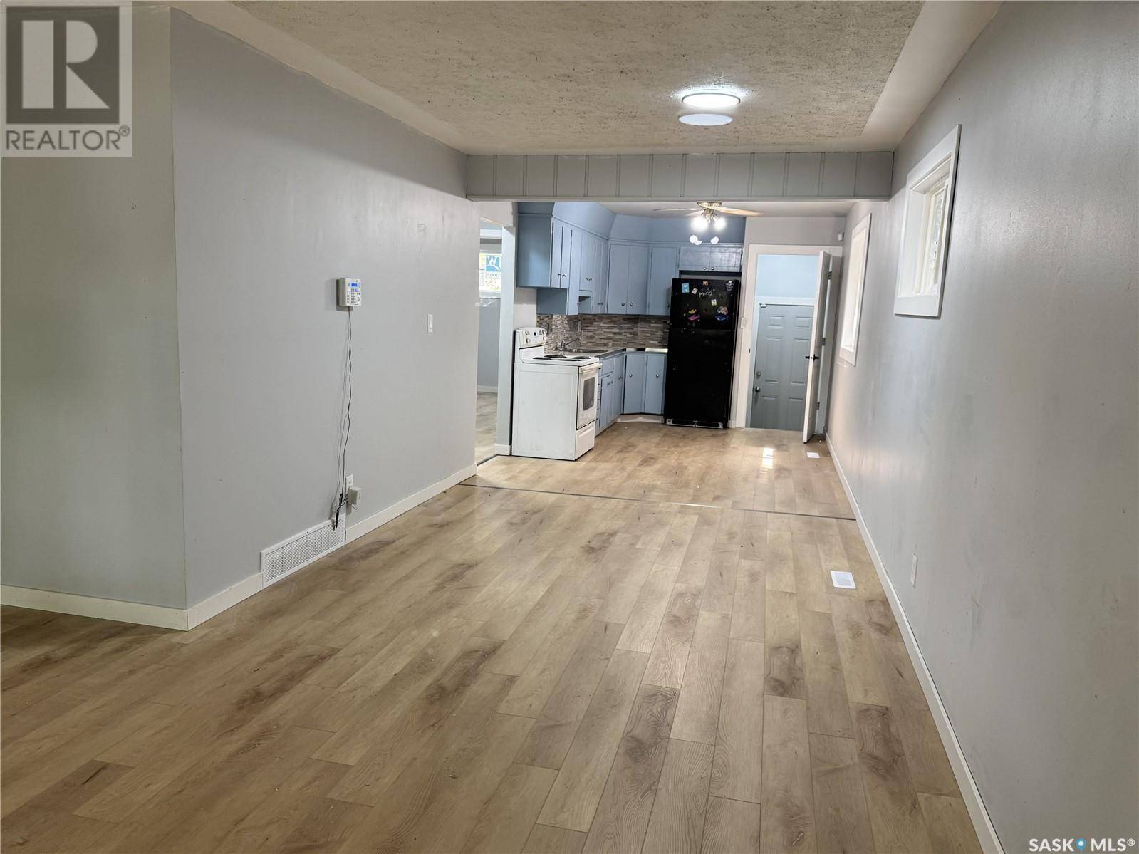 Regina, SK S4T2S9,1157 Cameron STREET
