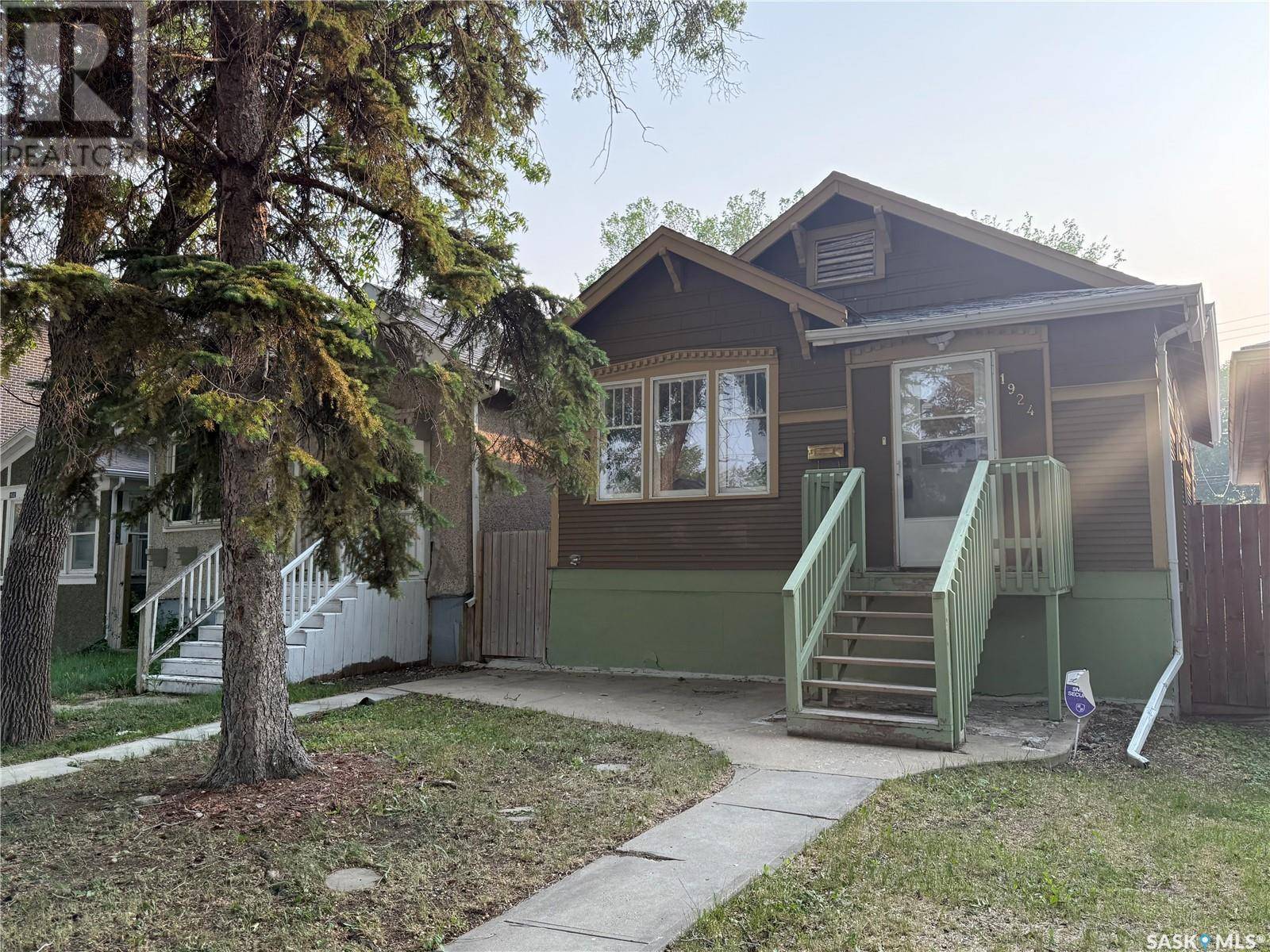 Regina, SK S4P1J7,1924 QUEBEC STREET
