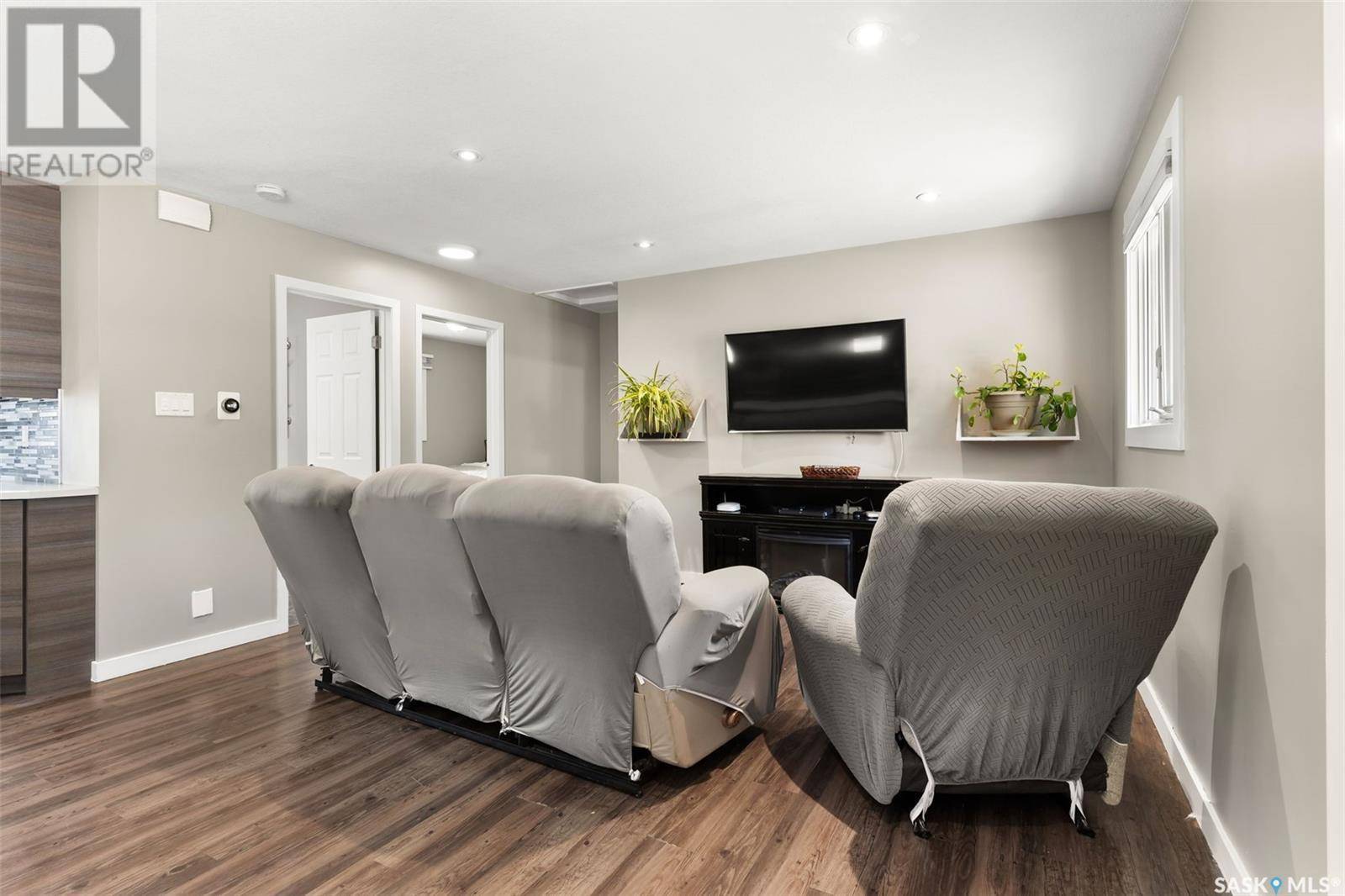 Regina, SK S4T6K2,19 Le Jeune PLACE