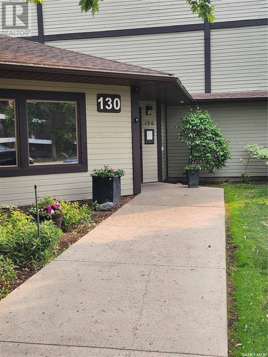 Saskatoon, SK S7H5J7,101 130 Edinburgh PLACE