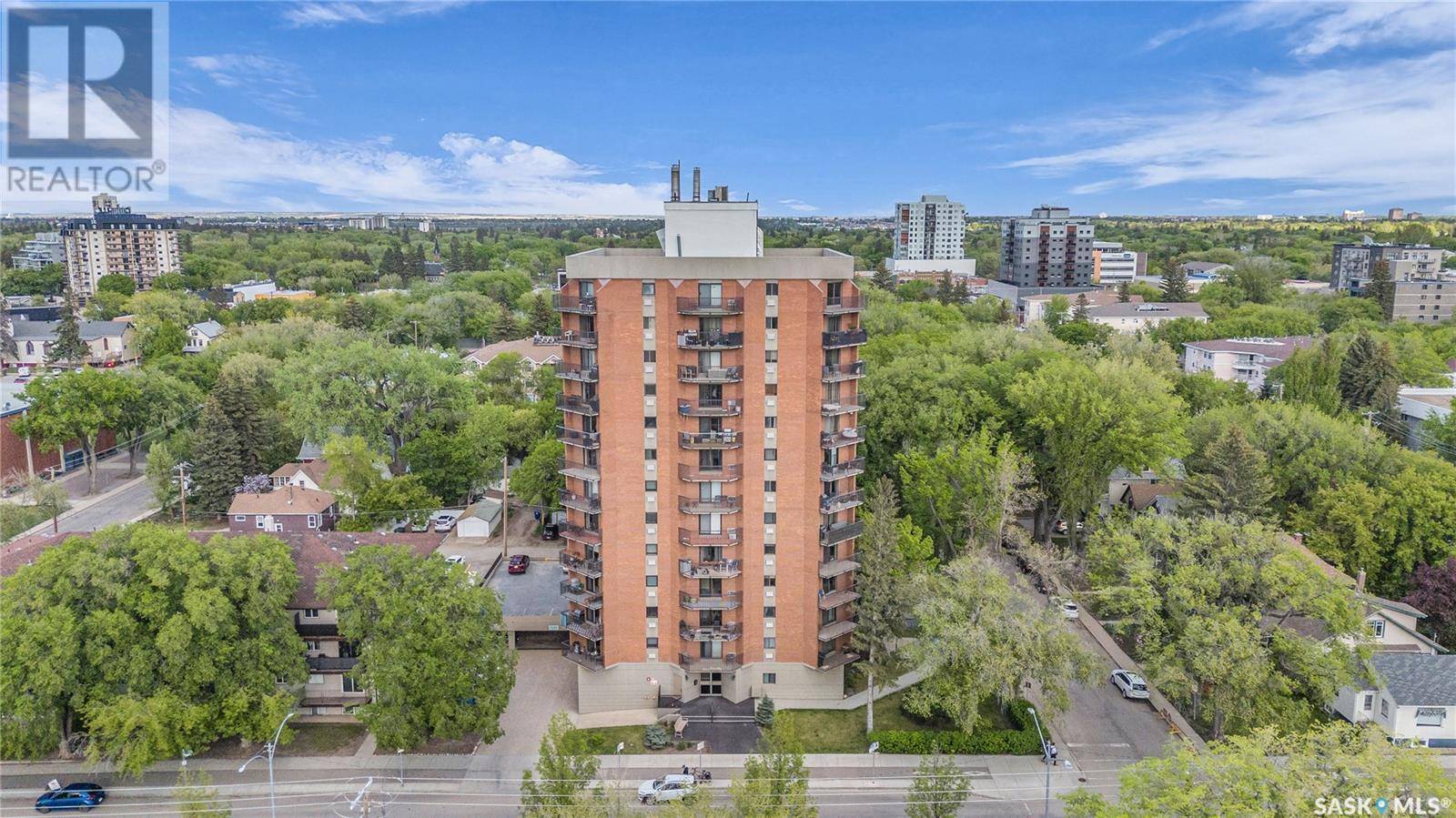 Saskatoon, SK S7N2T5,204 717 VICTORIA AVENUE
