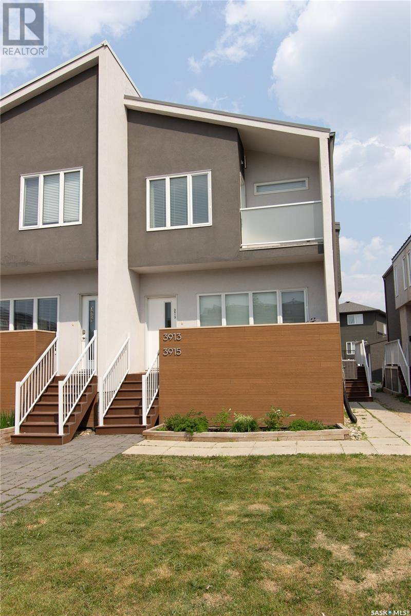 Regina, SK S4W0N8,3913 James Hill ROAD