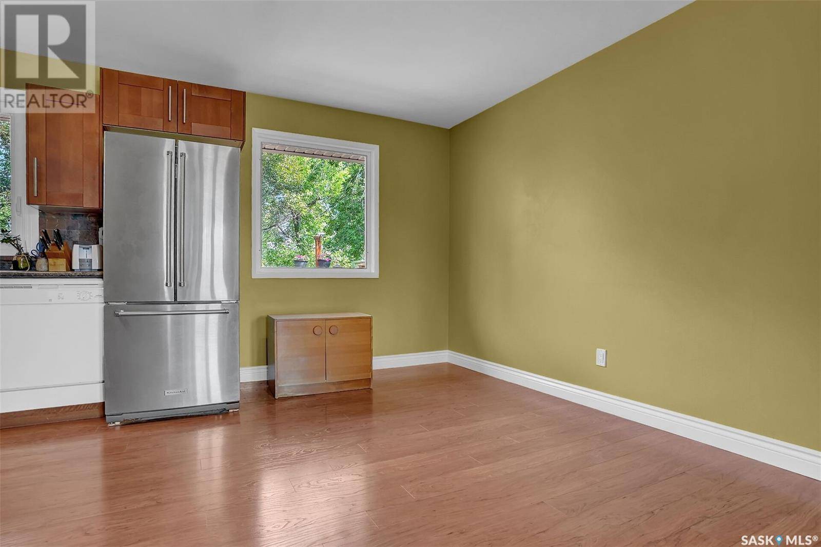 Regina, SK S4S6M2,151 Laubach CRESCENT