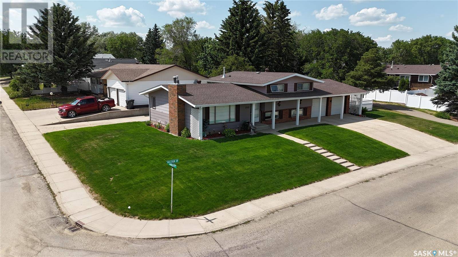 Swift Current, SK S9H4M1,292 Macoun DRIVE