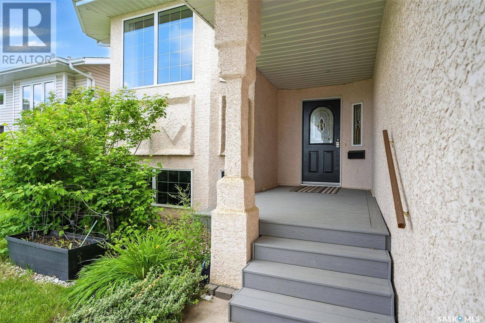 Saskatoon, SK S7S1K1,747 Konihowski ROAD