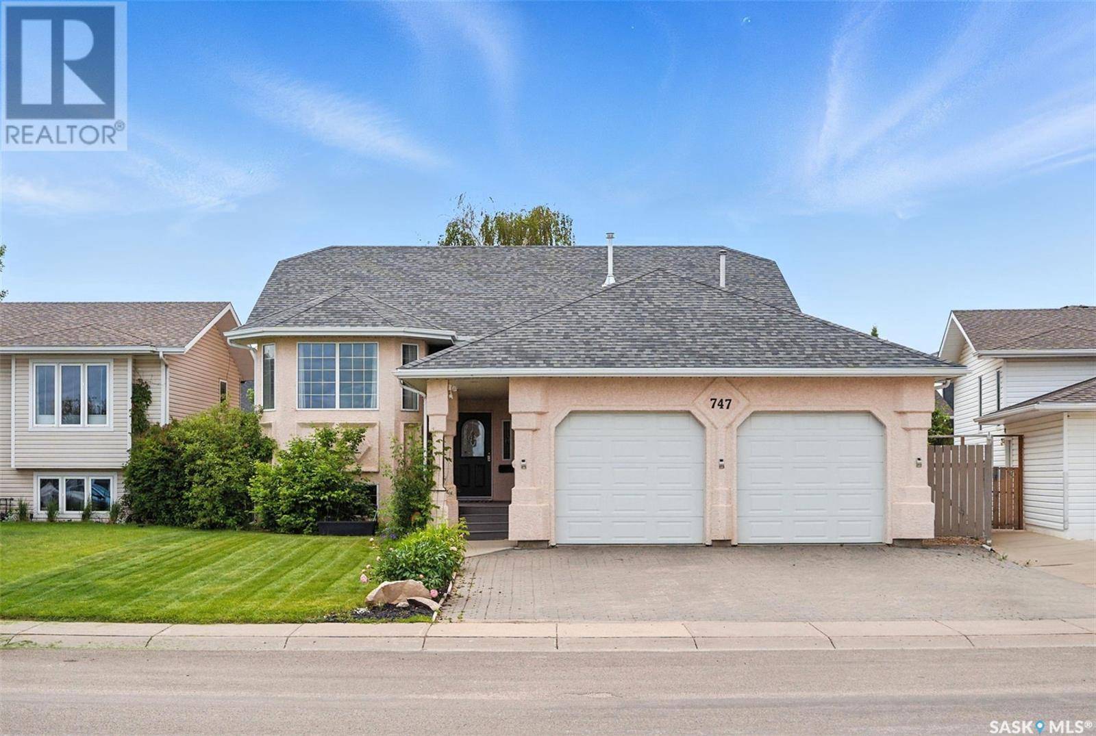 Saskatoon, SK S7S1K1,747 Konihowski ROAD