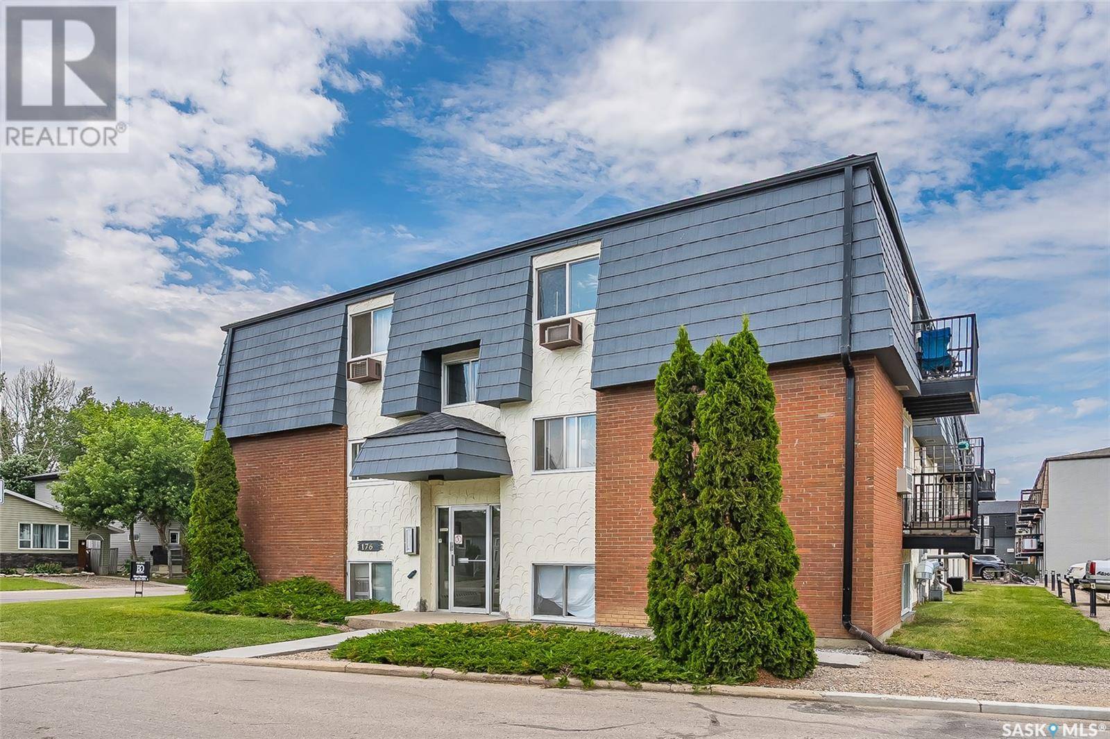 Saskatoon, SK S7H4T7,9 176 Acadia COURT