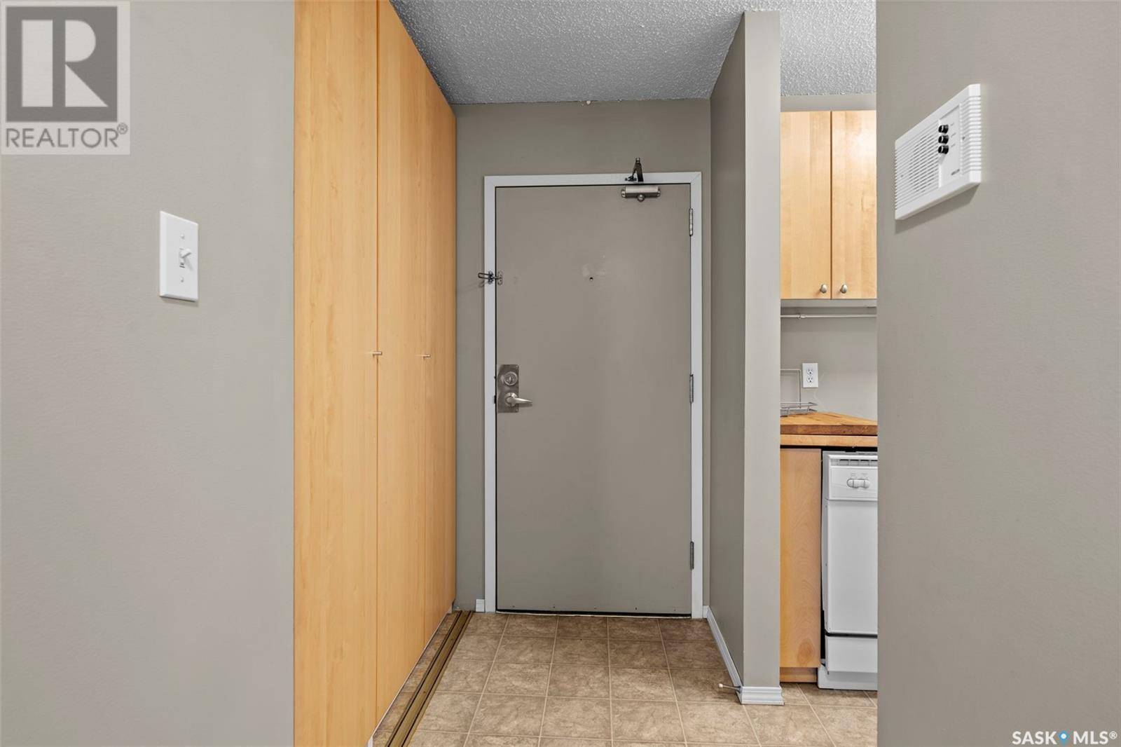Saskatoon, SK S7L6S8,303 111 Wedge ROAD