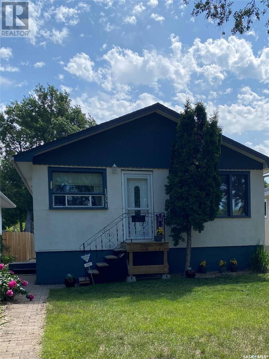 Regina, SK S4T5H5,1351 Grey STREET