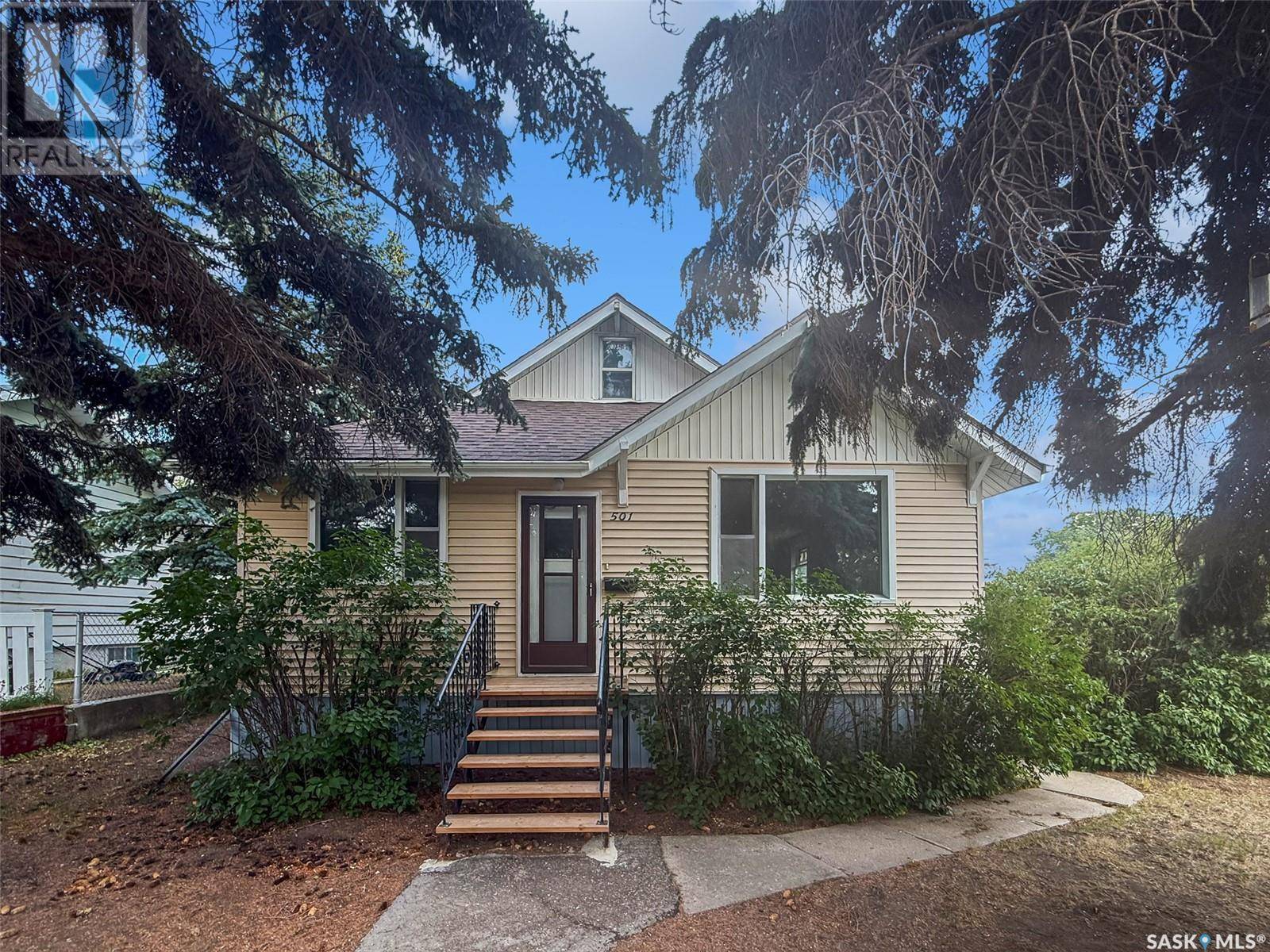 Swift Current, SK S9H0V5,501 4th AVENUE NW