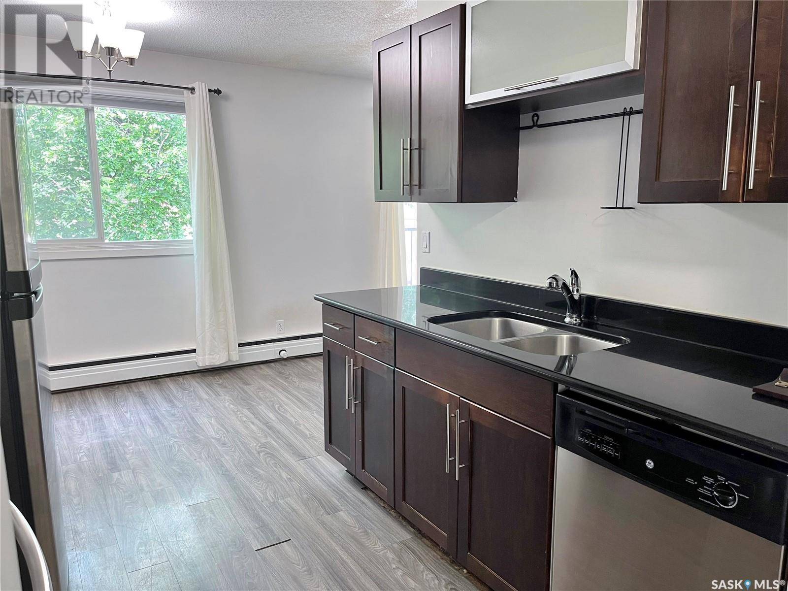 Saskatoon, SK S7N1E2,14 601 Lansdowne AVENUE