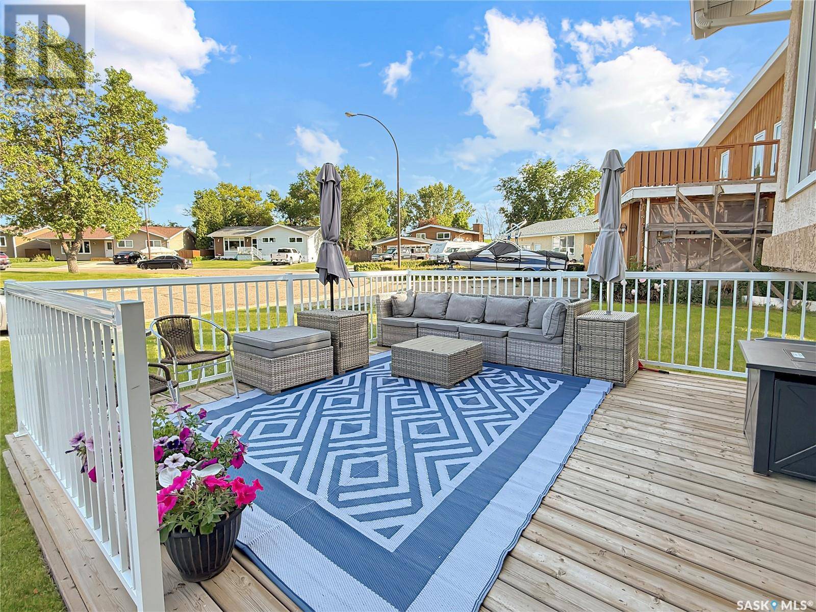 Swift Current, SK S9H4H6,286 Burke CRESCENT