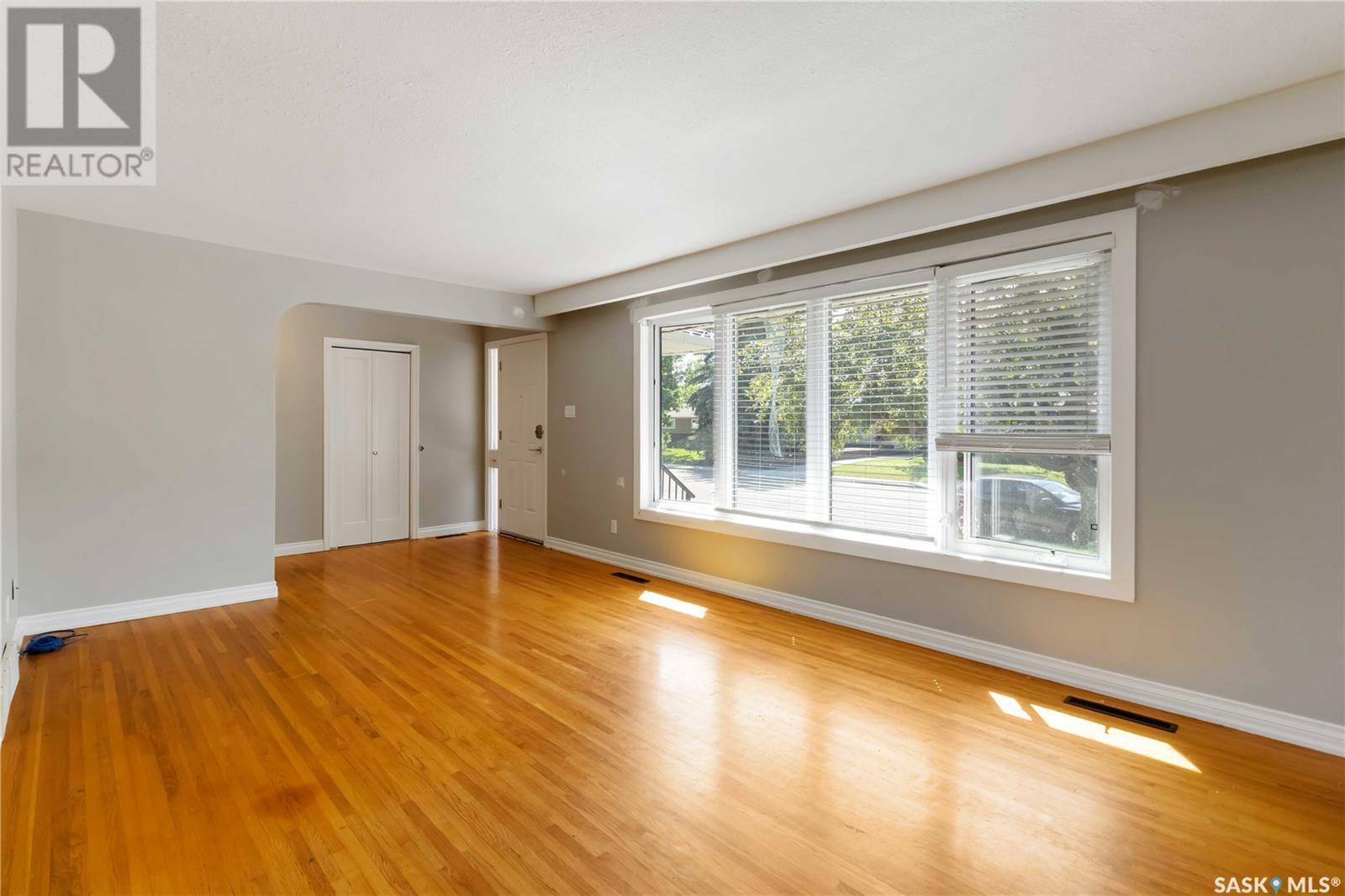Saskatoon, SK S7H2R9,1609 Morgan AVENUE