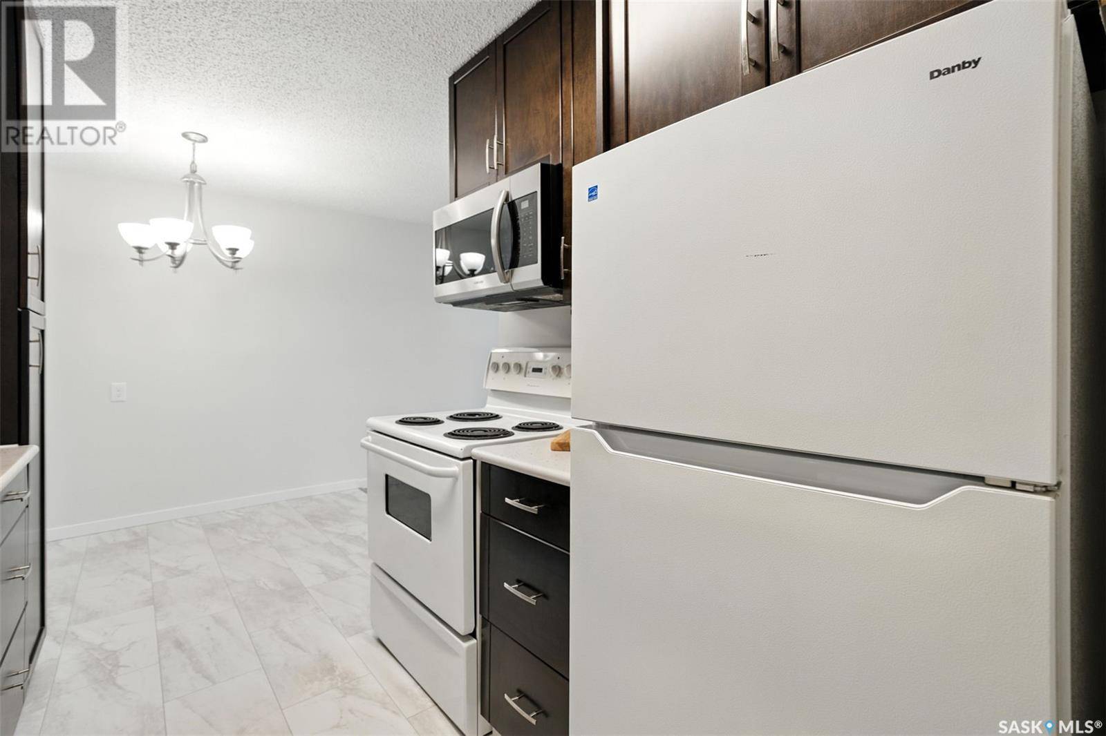 Saskatoon, SK S7L6S5,103 3302 33RD STREET W