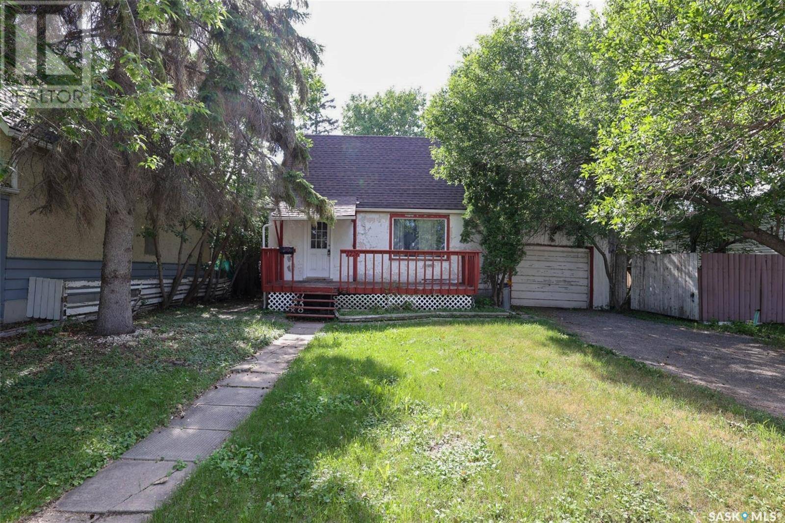 Regina, SK S4T4P9,1726 York STREET