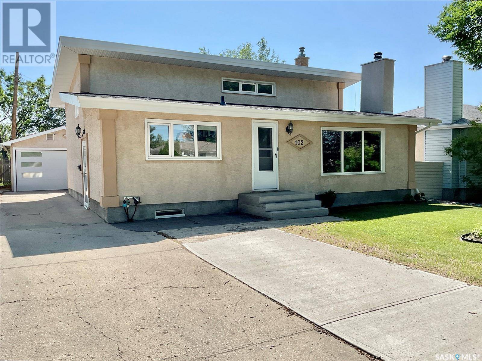 Regina, SK S4R3E8,102 MCINNIS CRESCENT