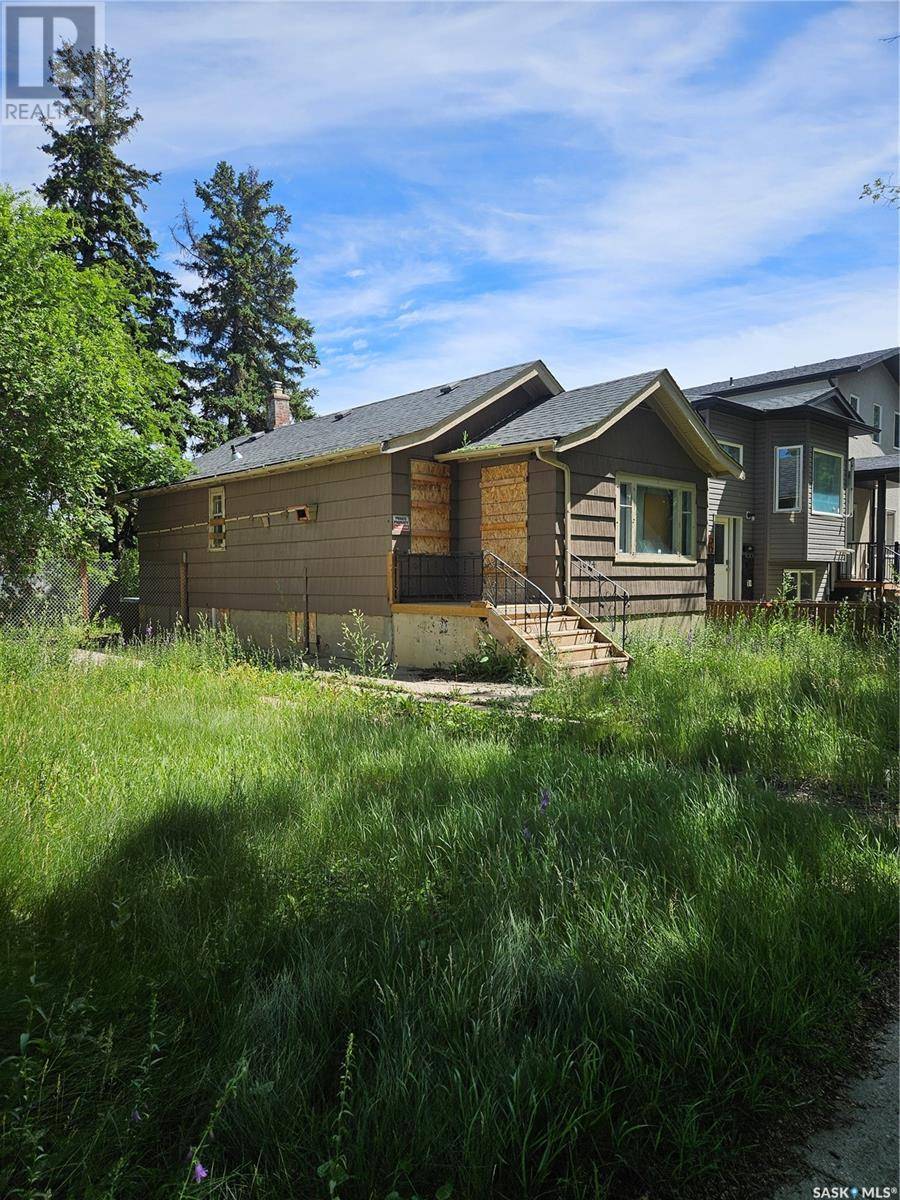 Saskatoon, SK S7L1C9,1324 B AVENUE N