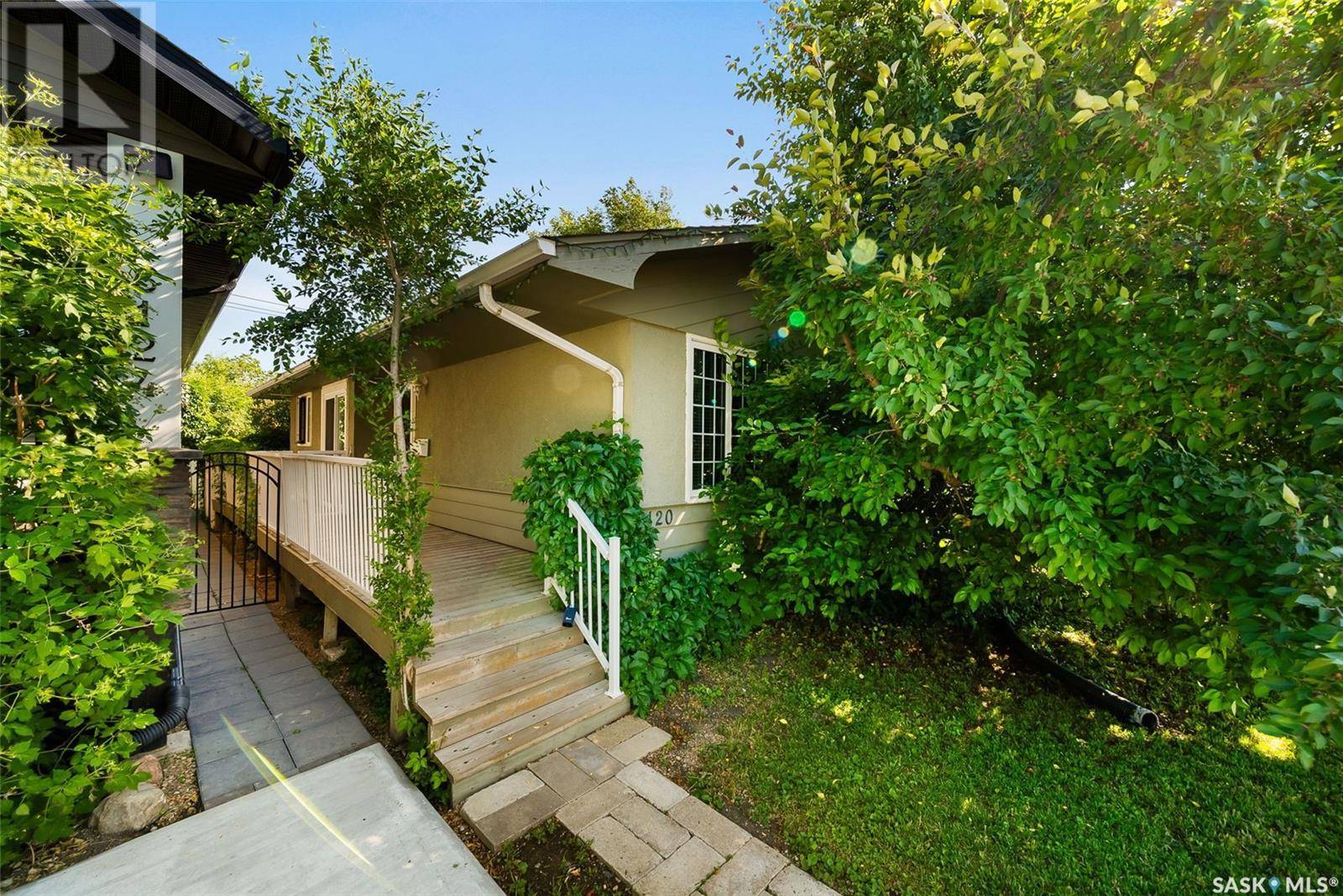 Regina, SK S4T1E1,6120 Dewdney AVENUE