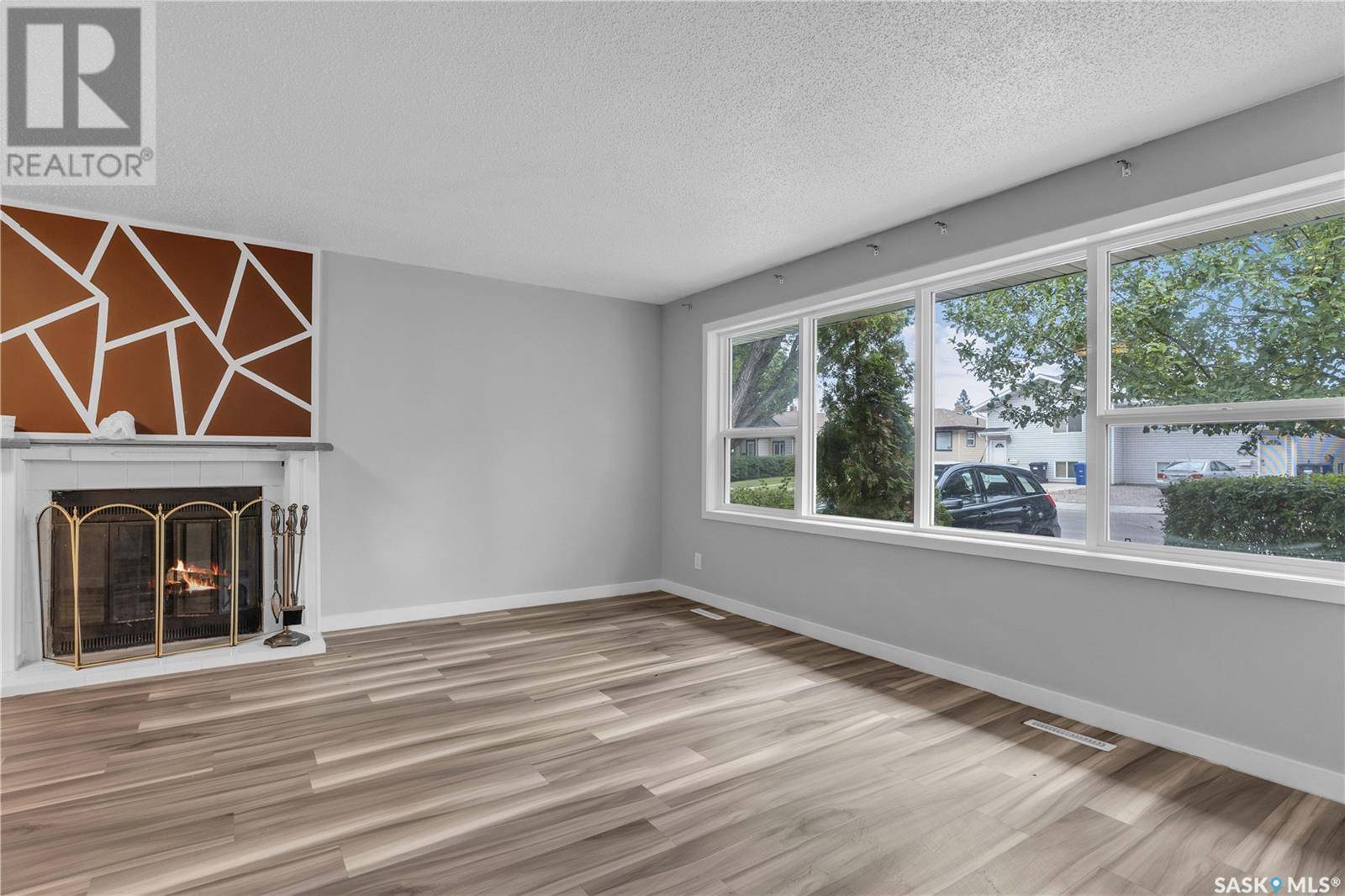 Saskatoon, SK S7L1V3,1721 E AVENUE N