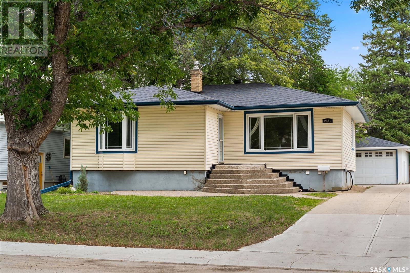 Regina, SK S4P2W2,2831 Quinn DRIVE