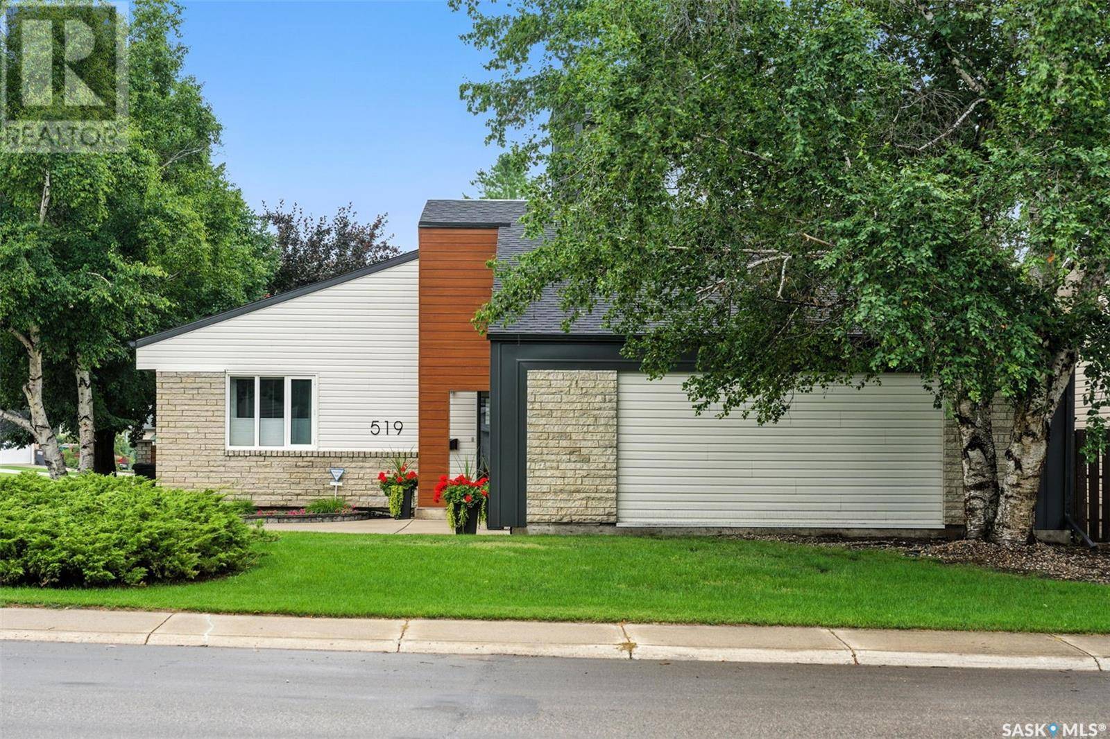 Saskatoon, SK S7K6X3,519 Silverwood ROAD
