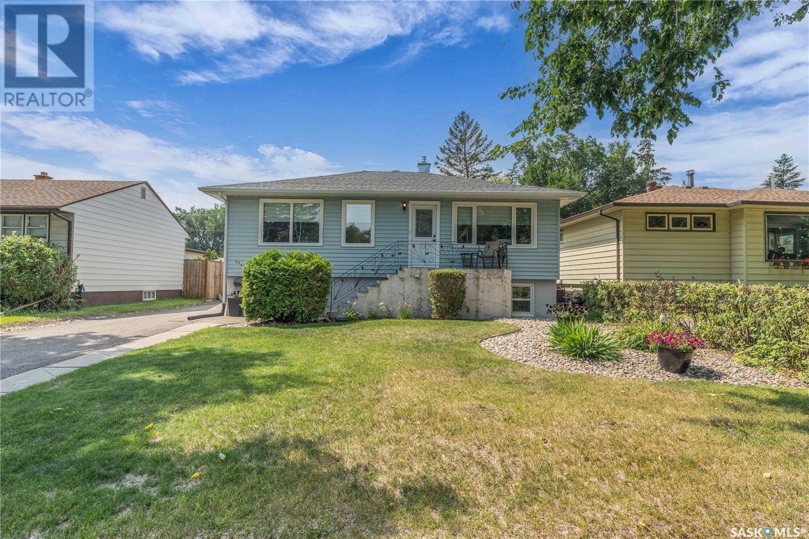 Regina, SK S4N2L1,2738 Borden STREET