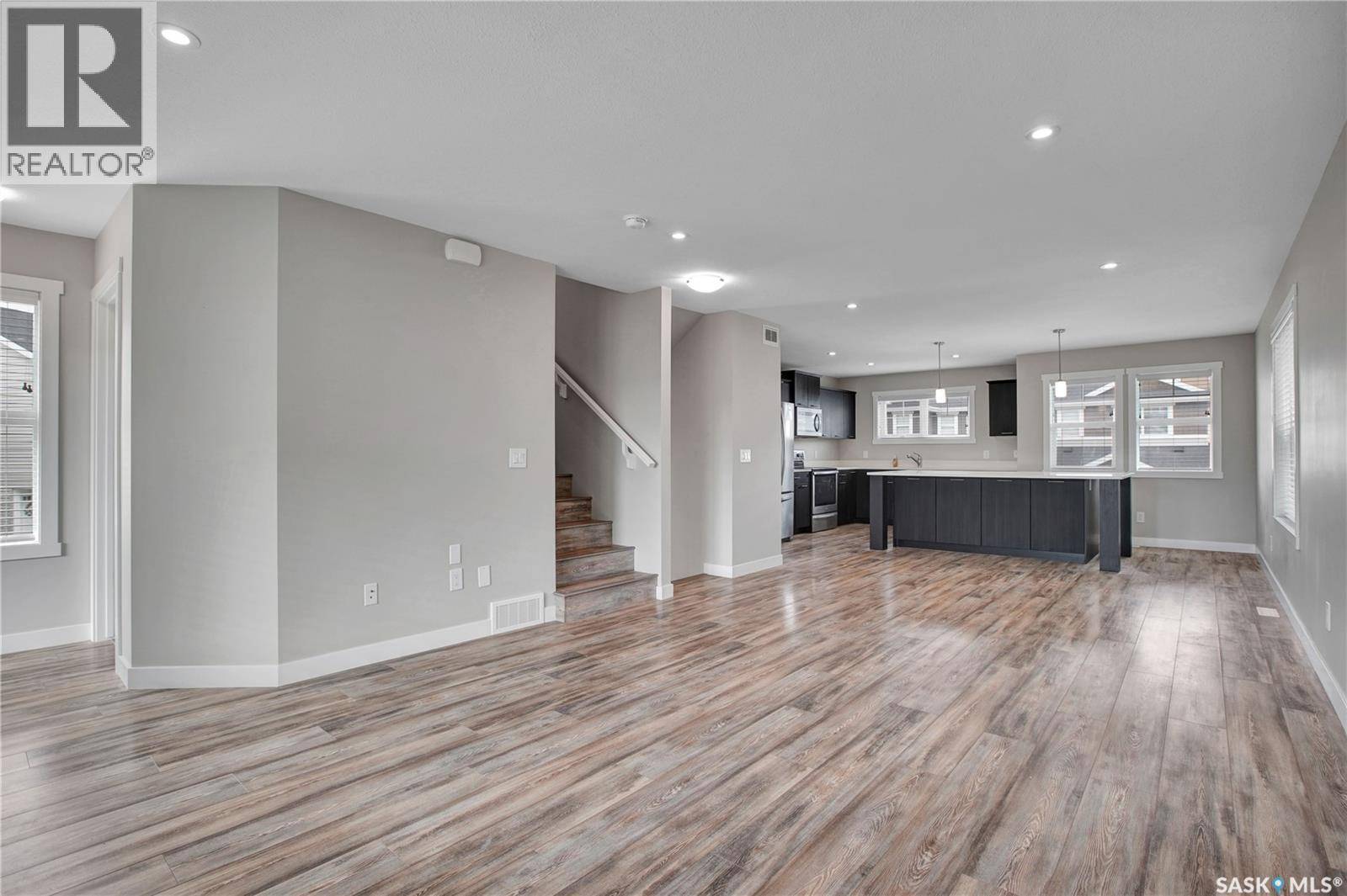 Saskatoon, SK S7T0Z1,124 315 Dickson CRESCENT