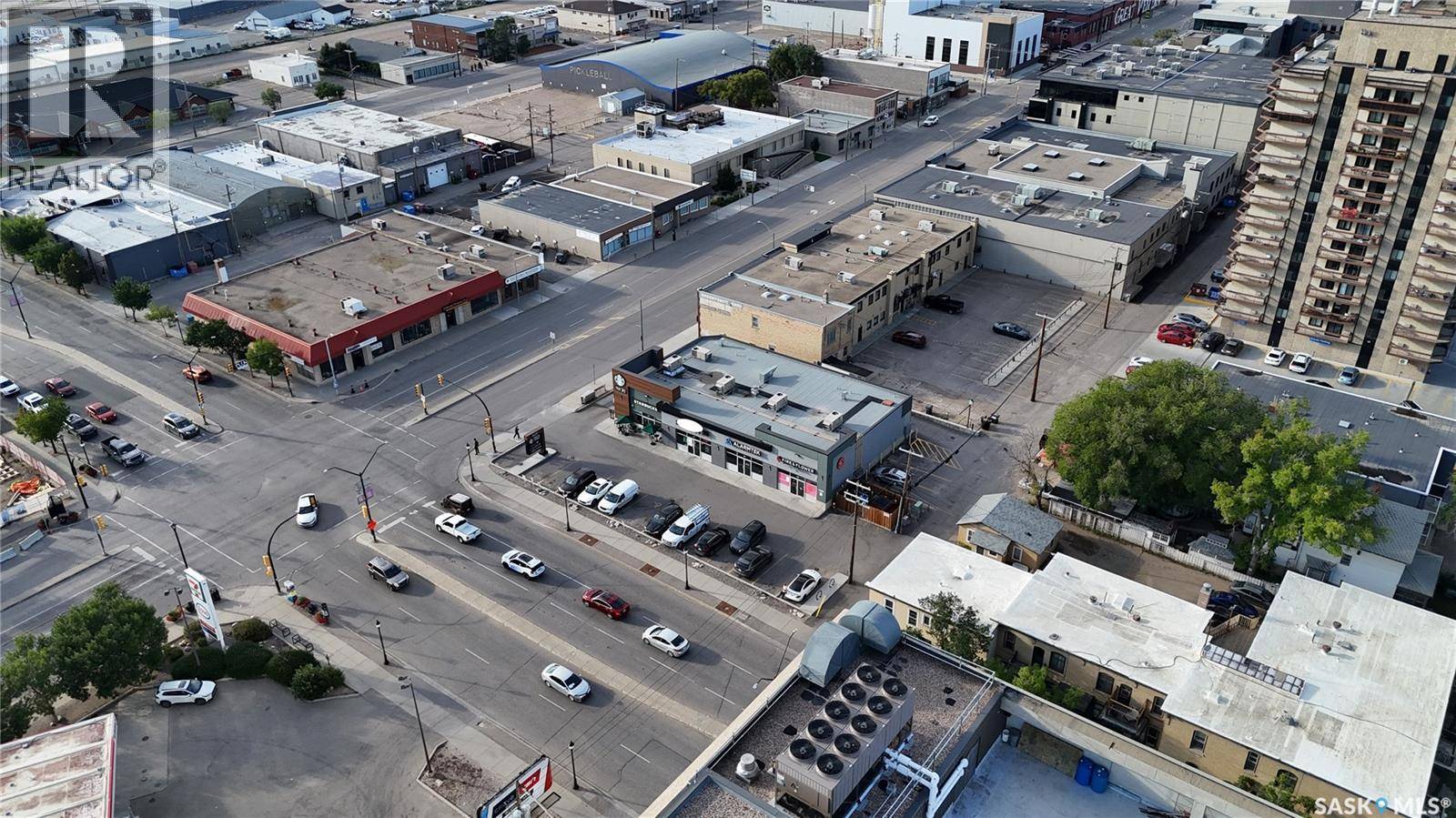 Saskatoon, SK S7K2C3,110 402 2nd AVENUE N