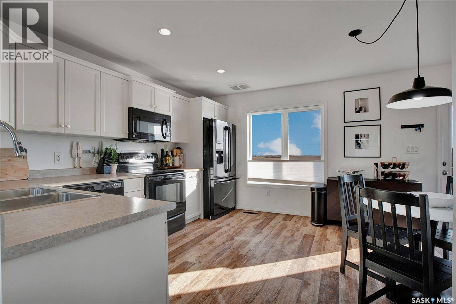 Martensville, SK S0K0A2,962 Glenview COVE