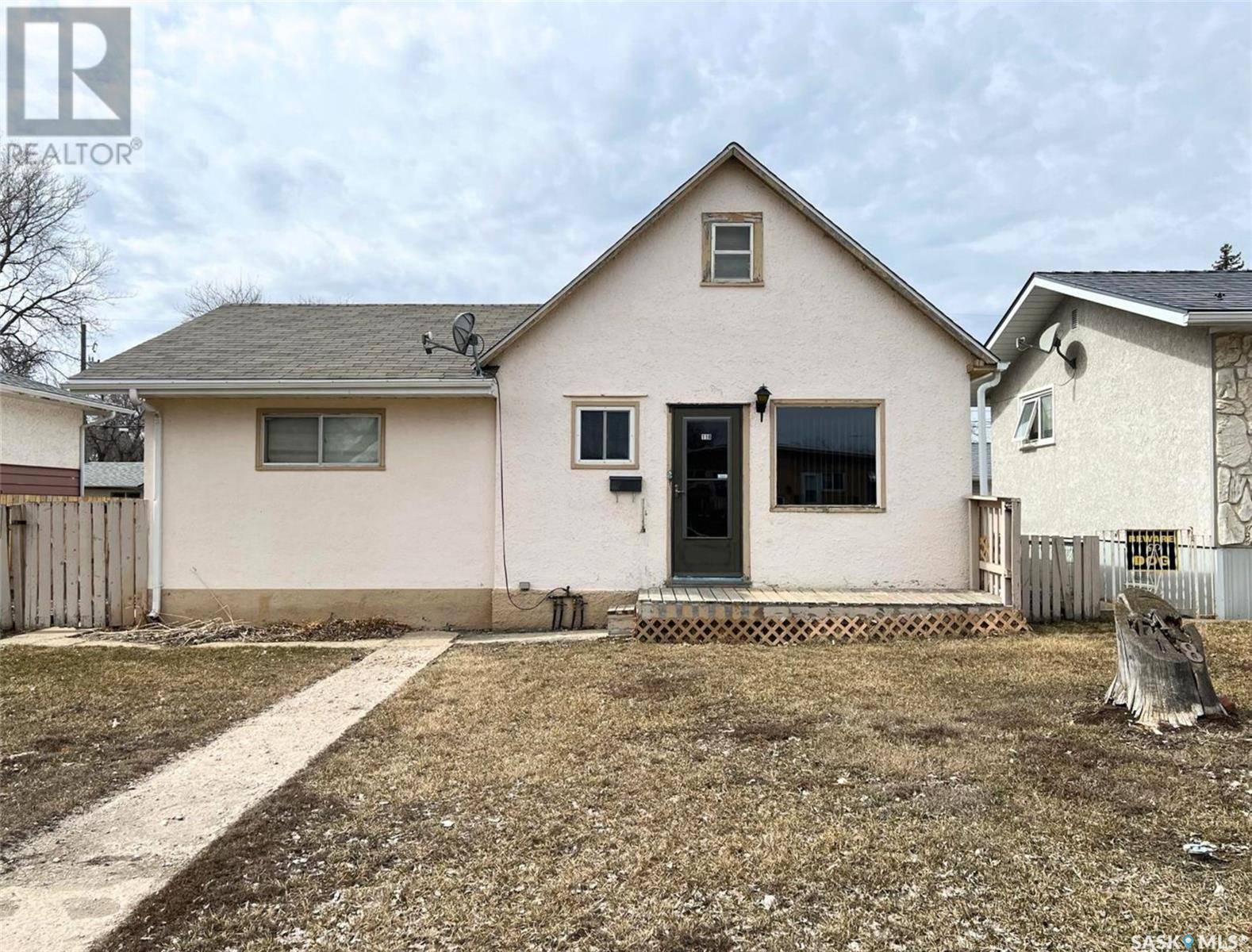 Swift Current, SK S9H3M7,118 5th AVENUE SE