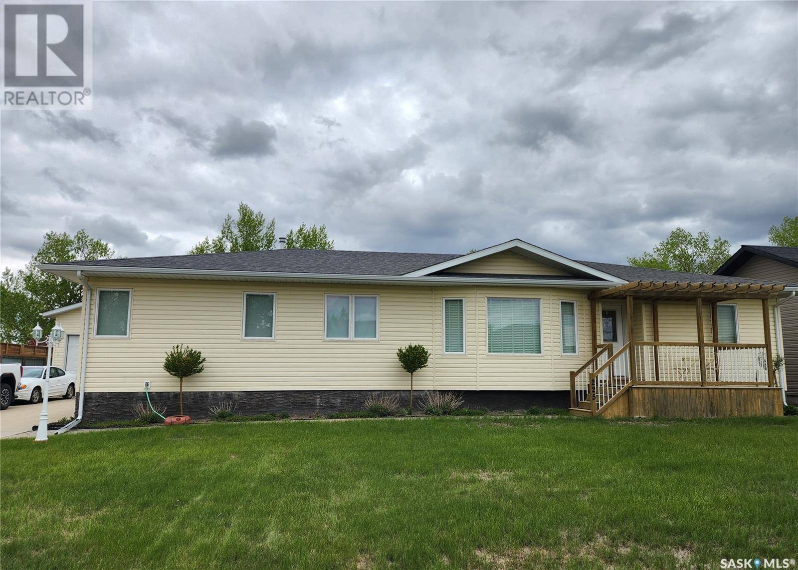 North Weyburn, SK S0C1X0,225 3rd STREET